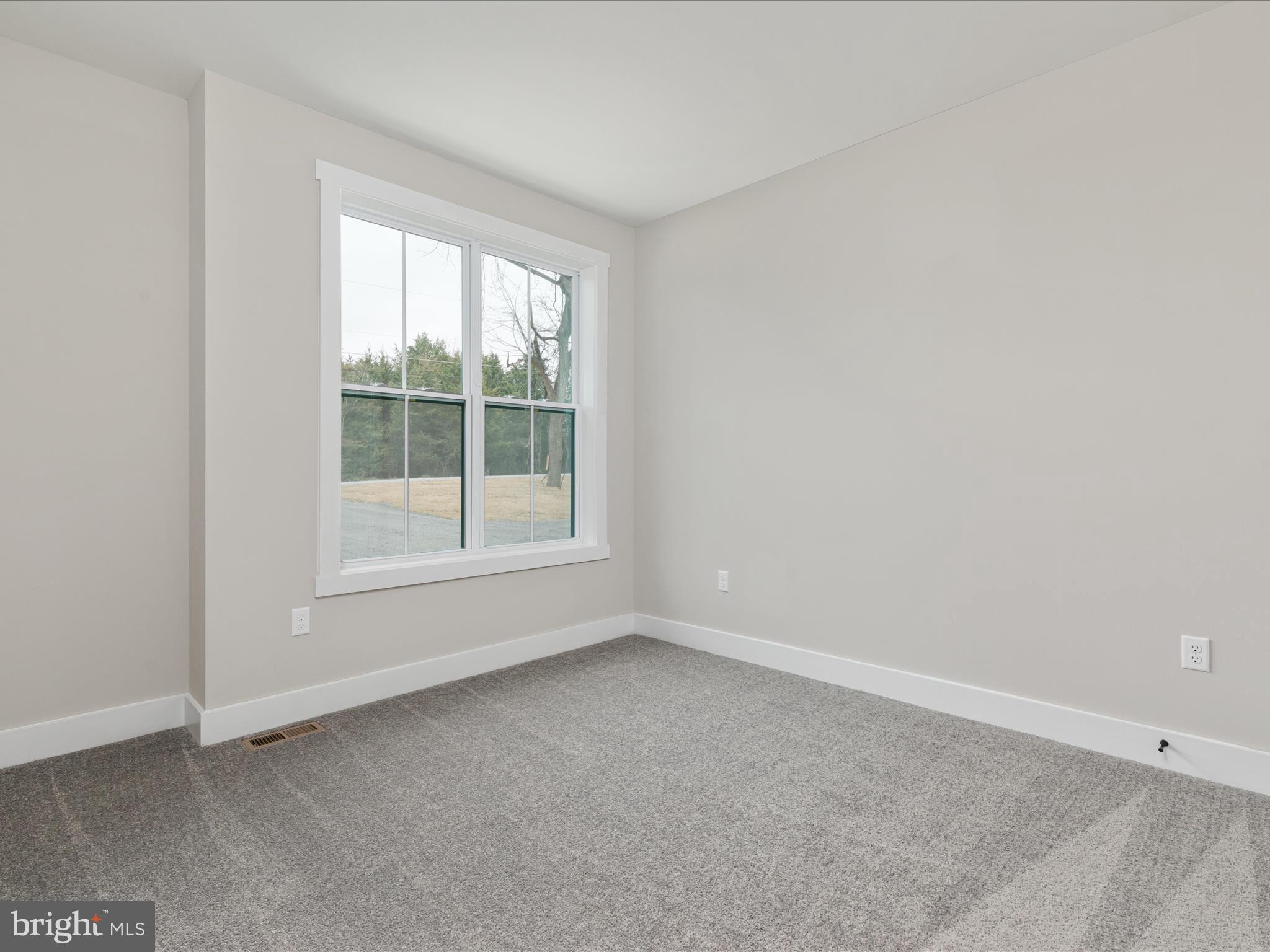 POTOMAC RIVER FARMS - Residential