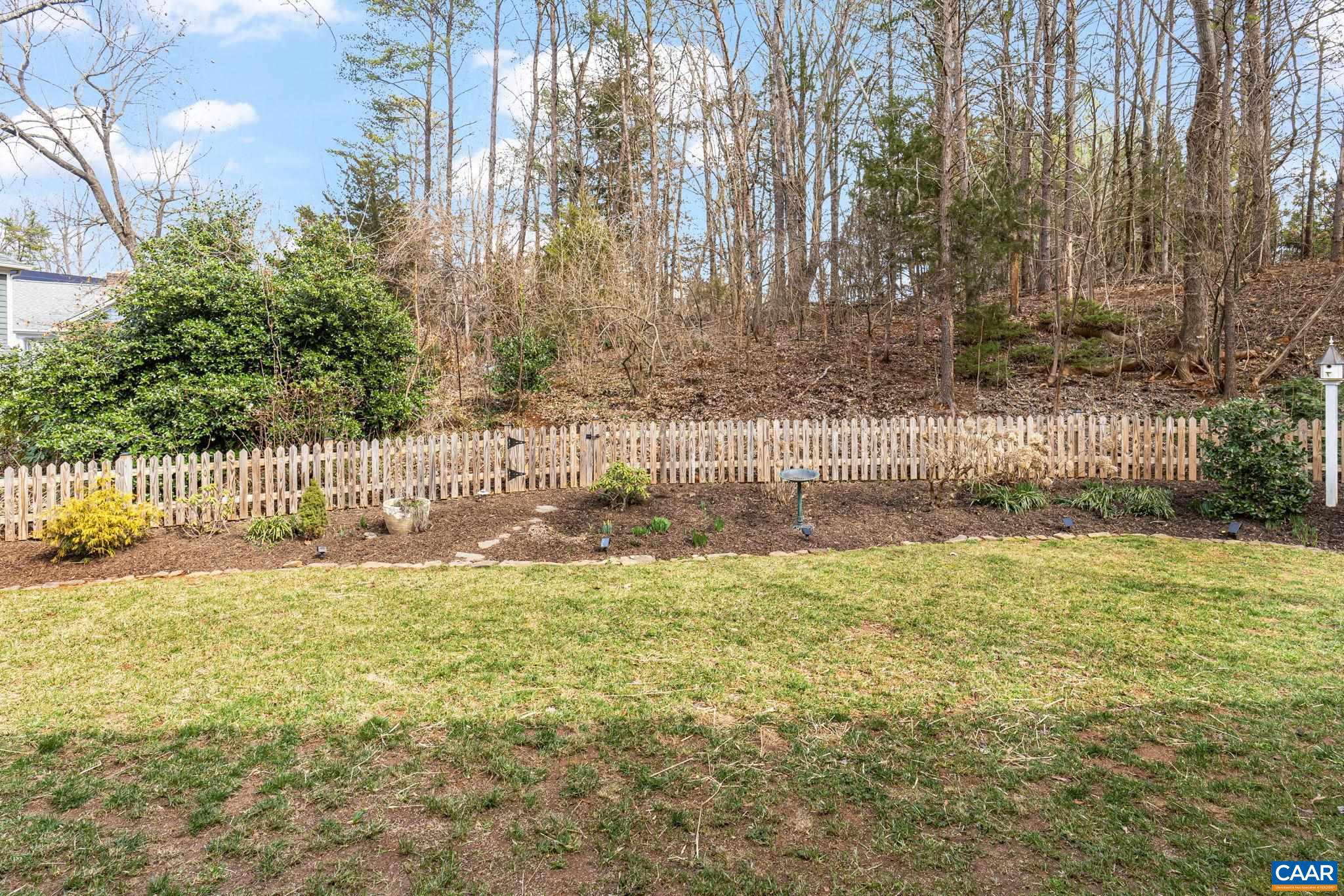 REDFIELDS - Residential