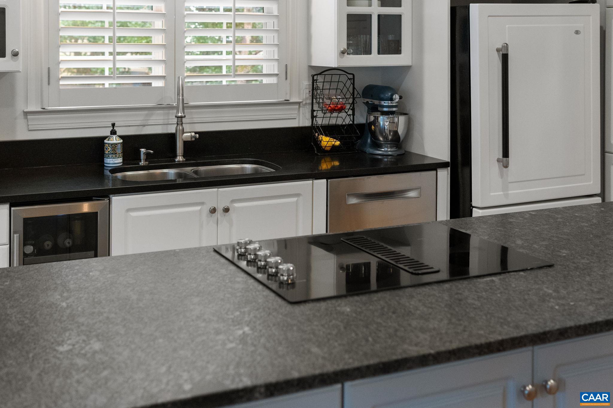 REDFIELDS - Residential