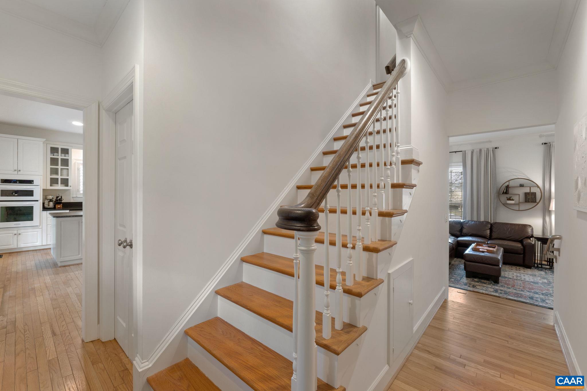 REDFIELDS - Residential