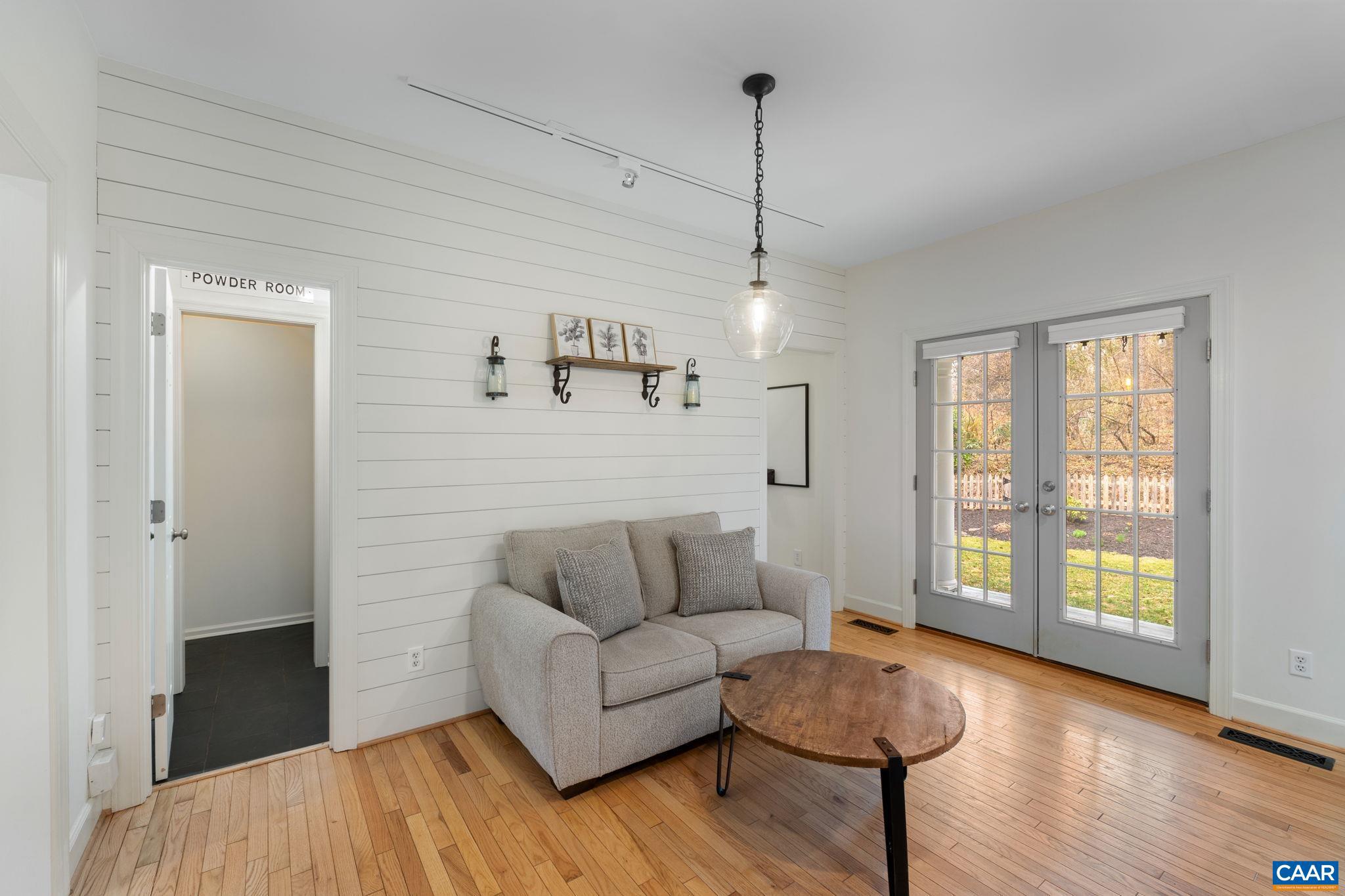 REDFIELDS - Residential