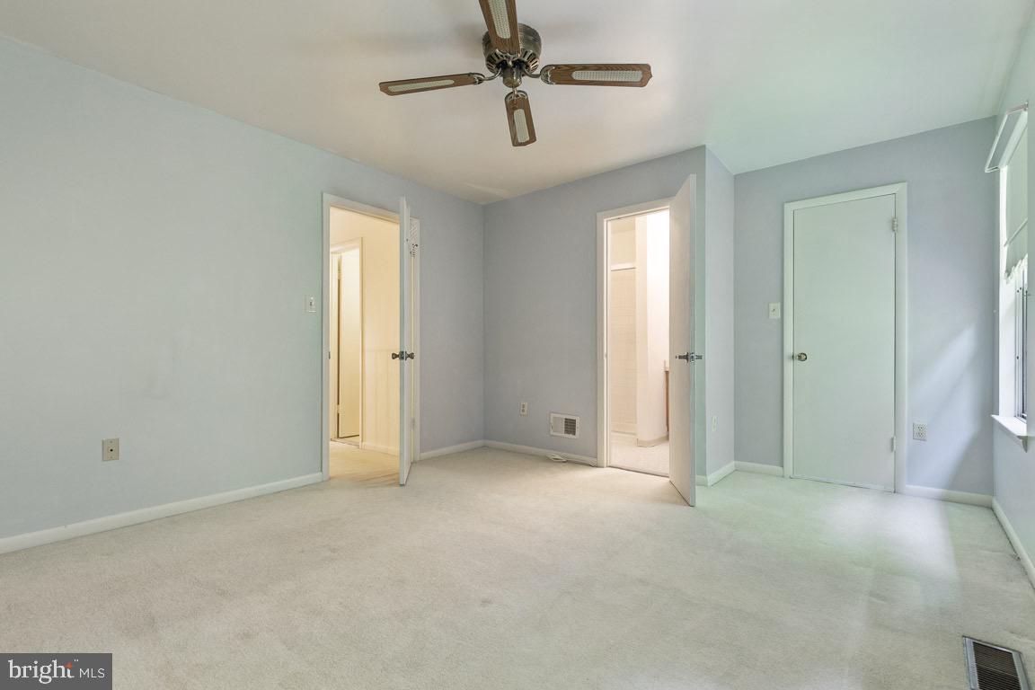 DALE CITY - Residential Lease