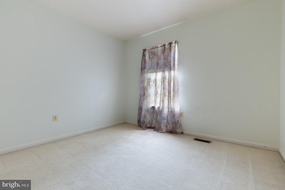 DALE CITY - Residential Lease