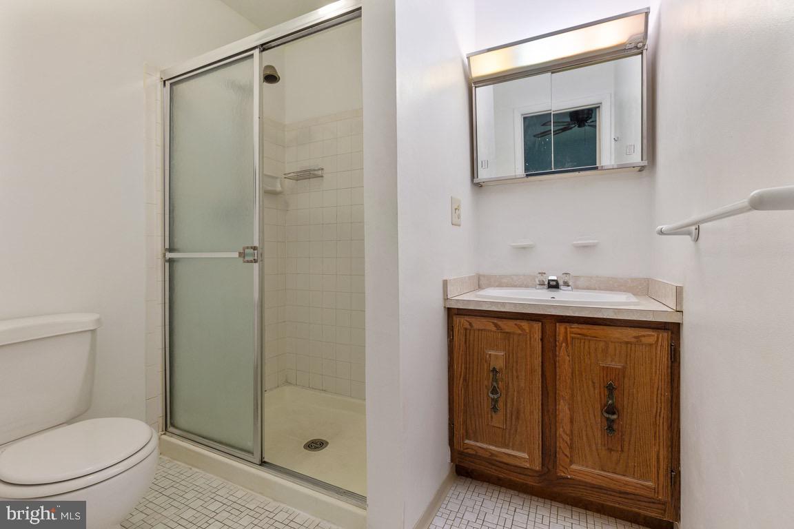 DALE CITY - Residential Lease