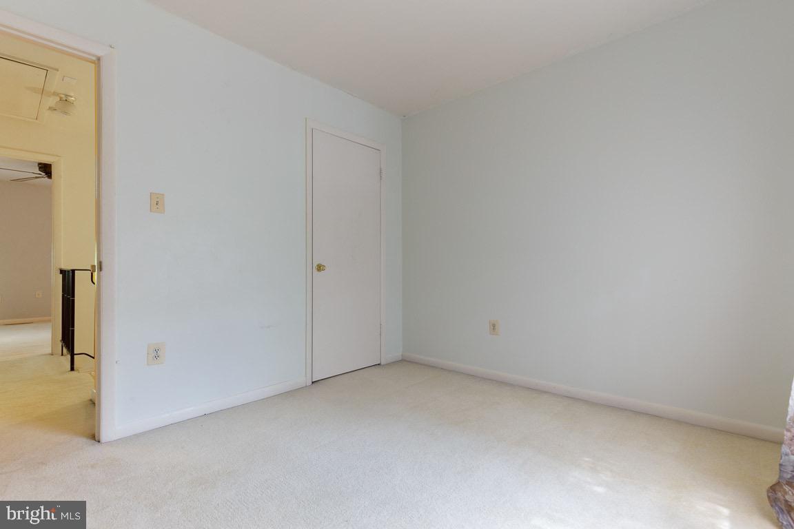 DALE CITY - Residential Lease