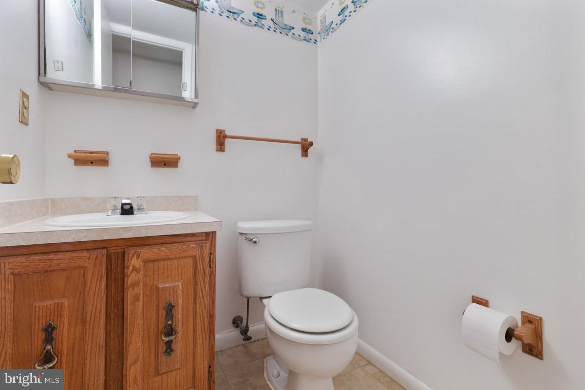 DALE CITY - Residential Lease