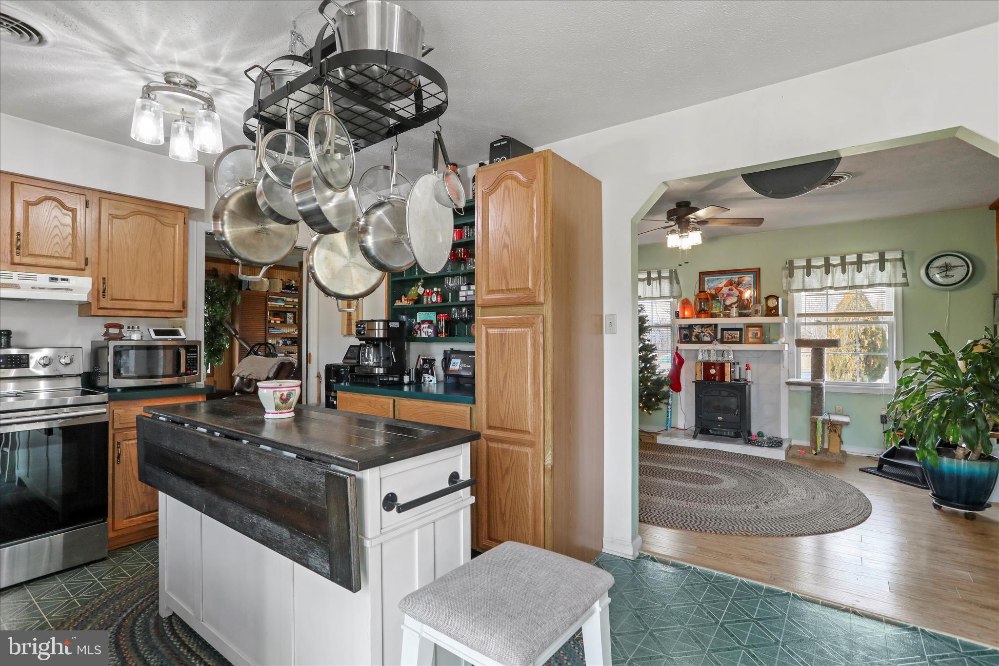 ELIZABETH STATION - Residential