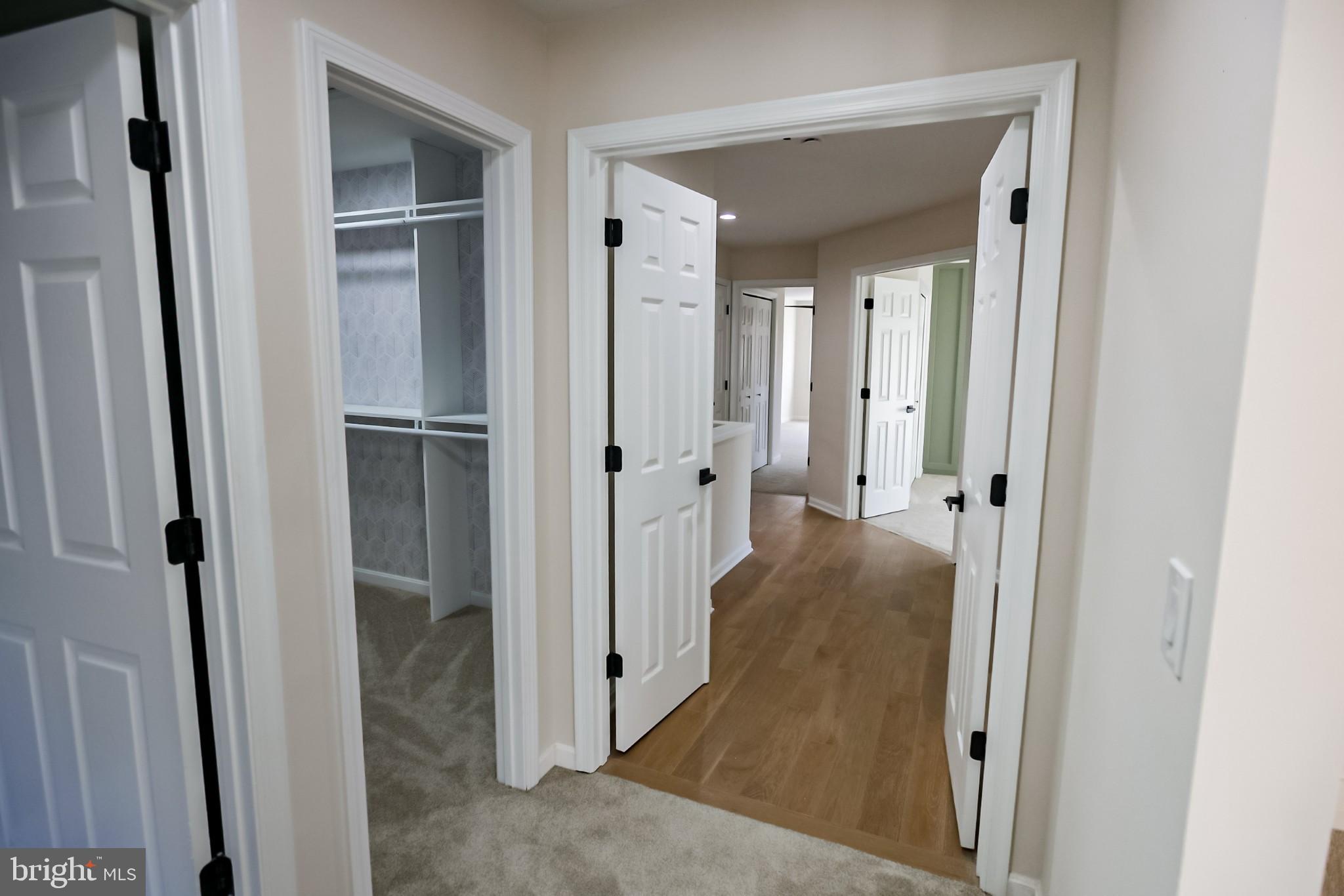 LOWES ISLAND/CASCADES - Residential