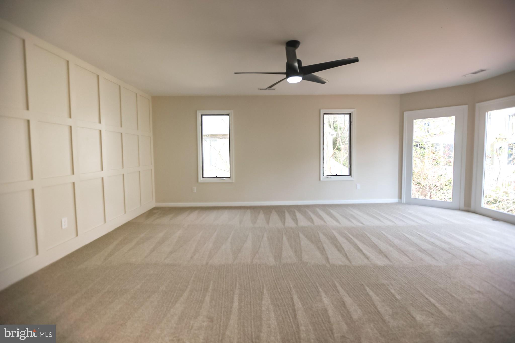 LOWES ISLAND/CASCADES - Residential