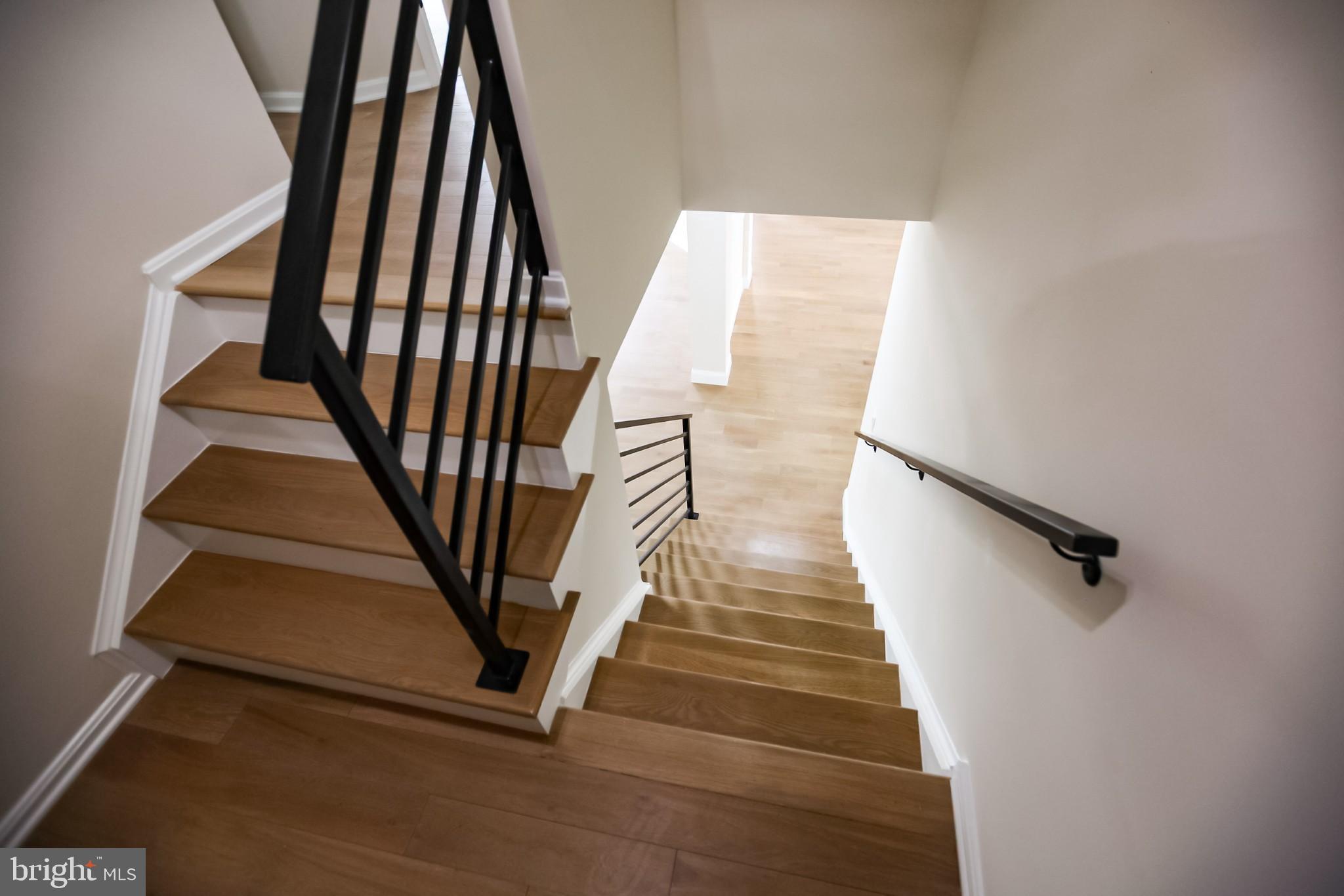 LOWES ISLAND/CASCADES - Residential