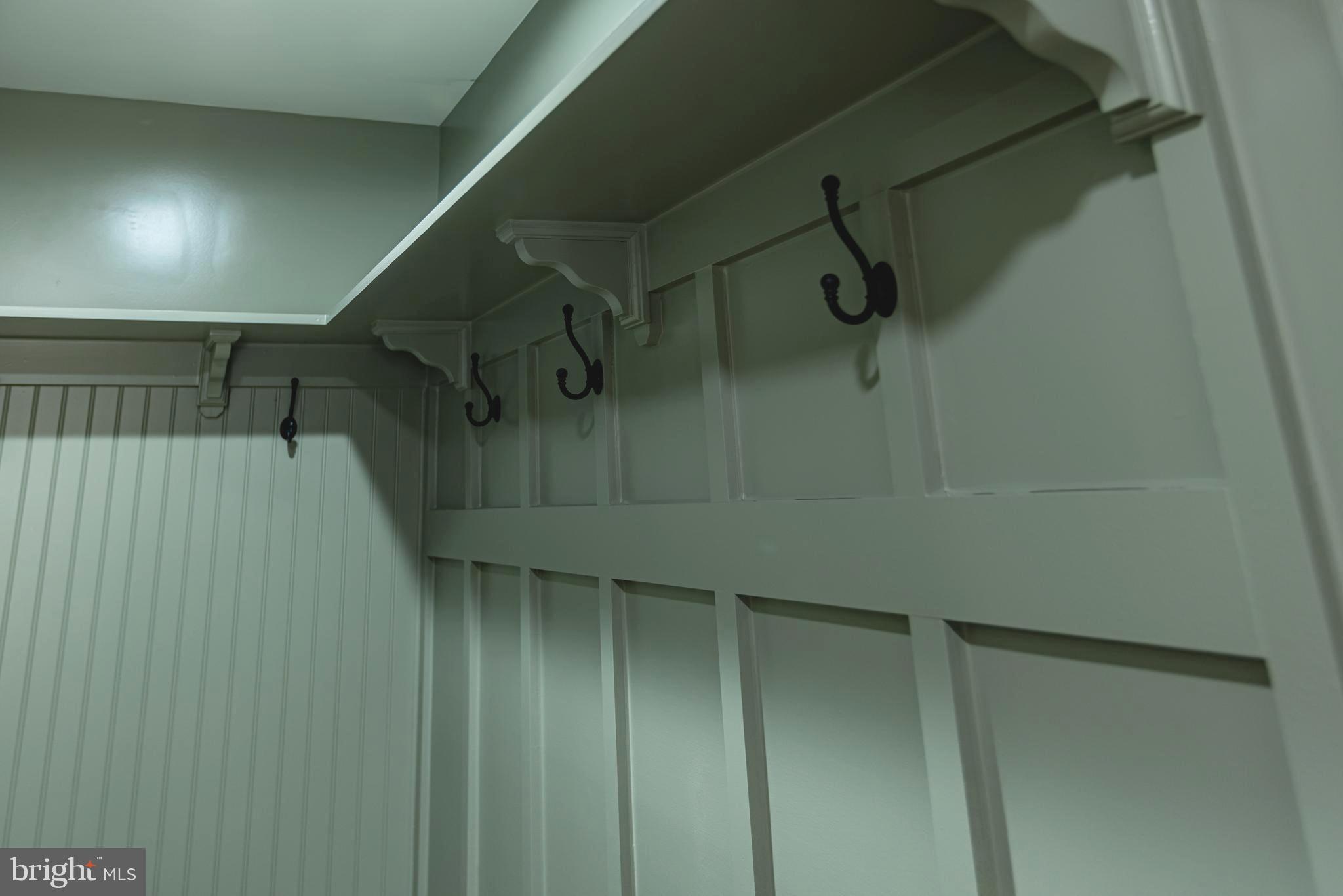 LOWES ISLAND/CASCADES - Residential