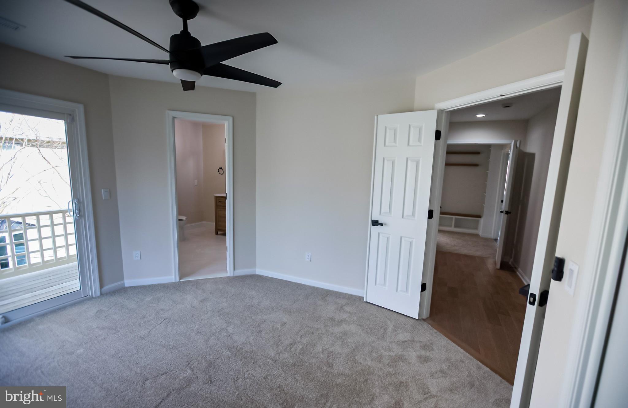 LOWES ISLAND/CASCADES - Residential