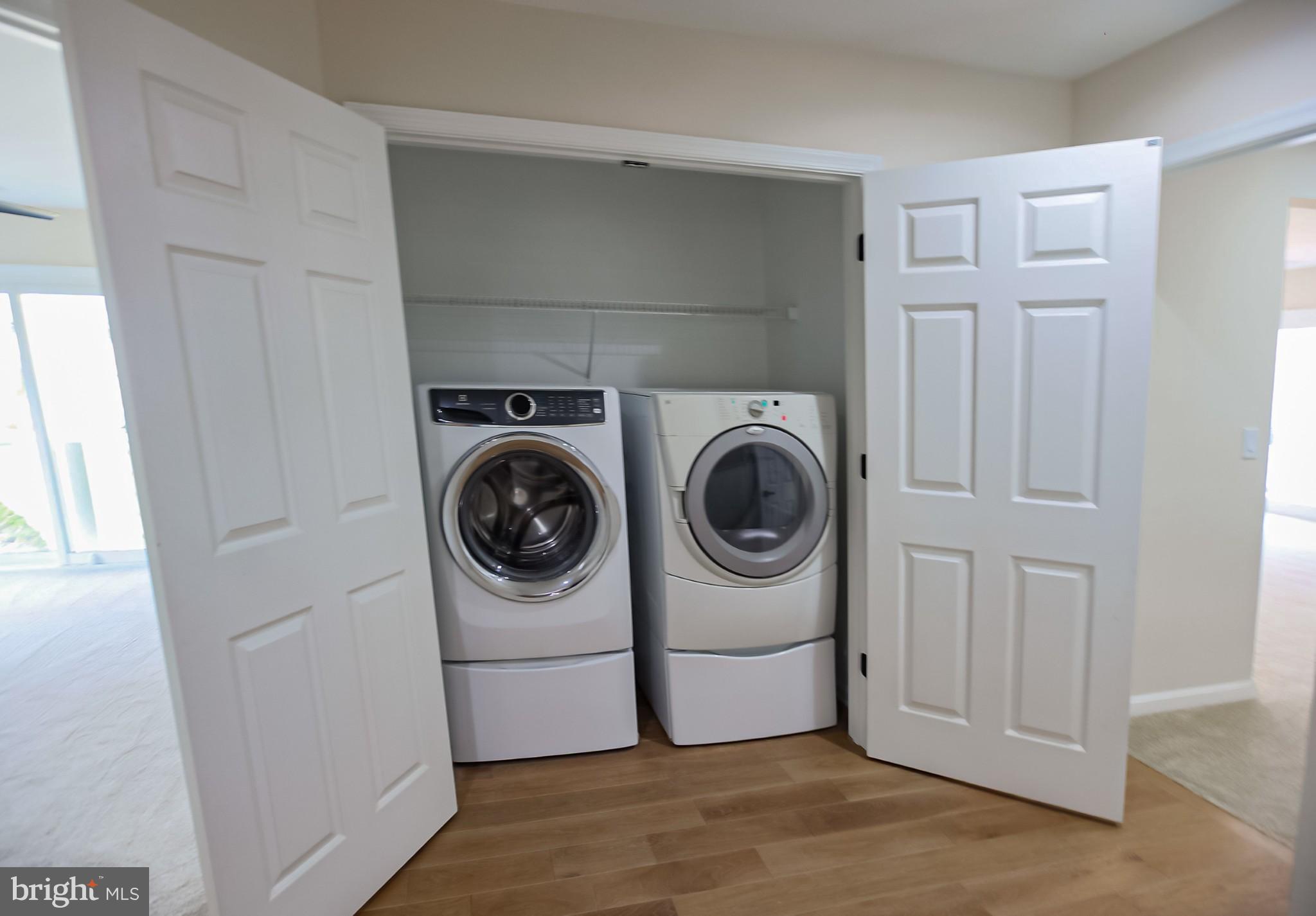 LOWES ISLAND/CASCADES - Residential