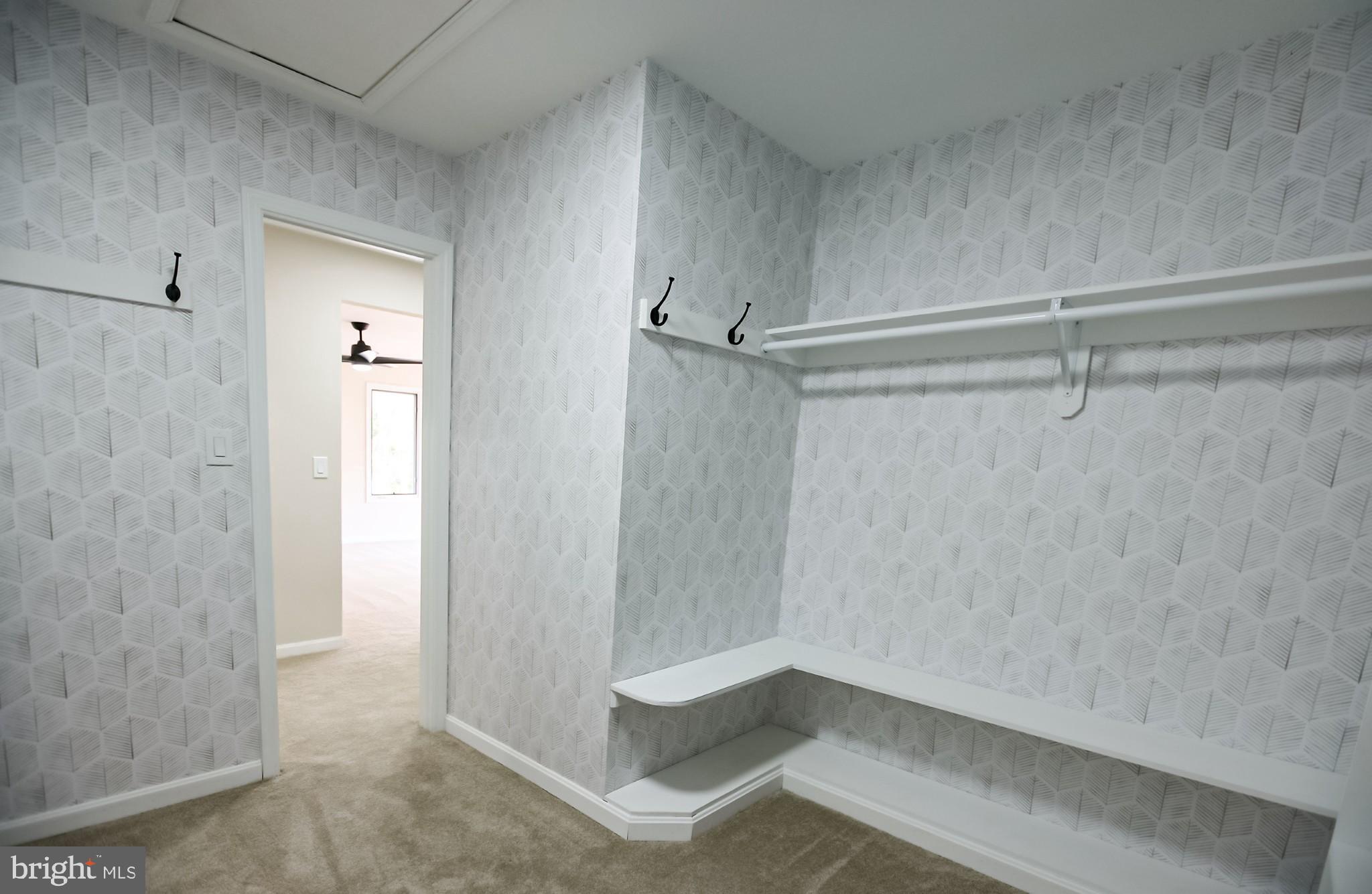 LOWES ISLAND/CASCADES - Residential