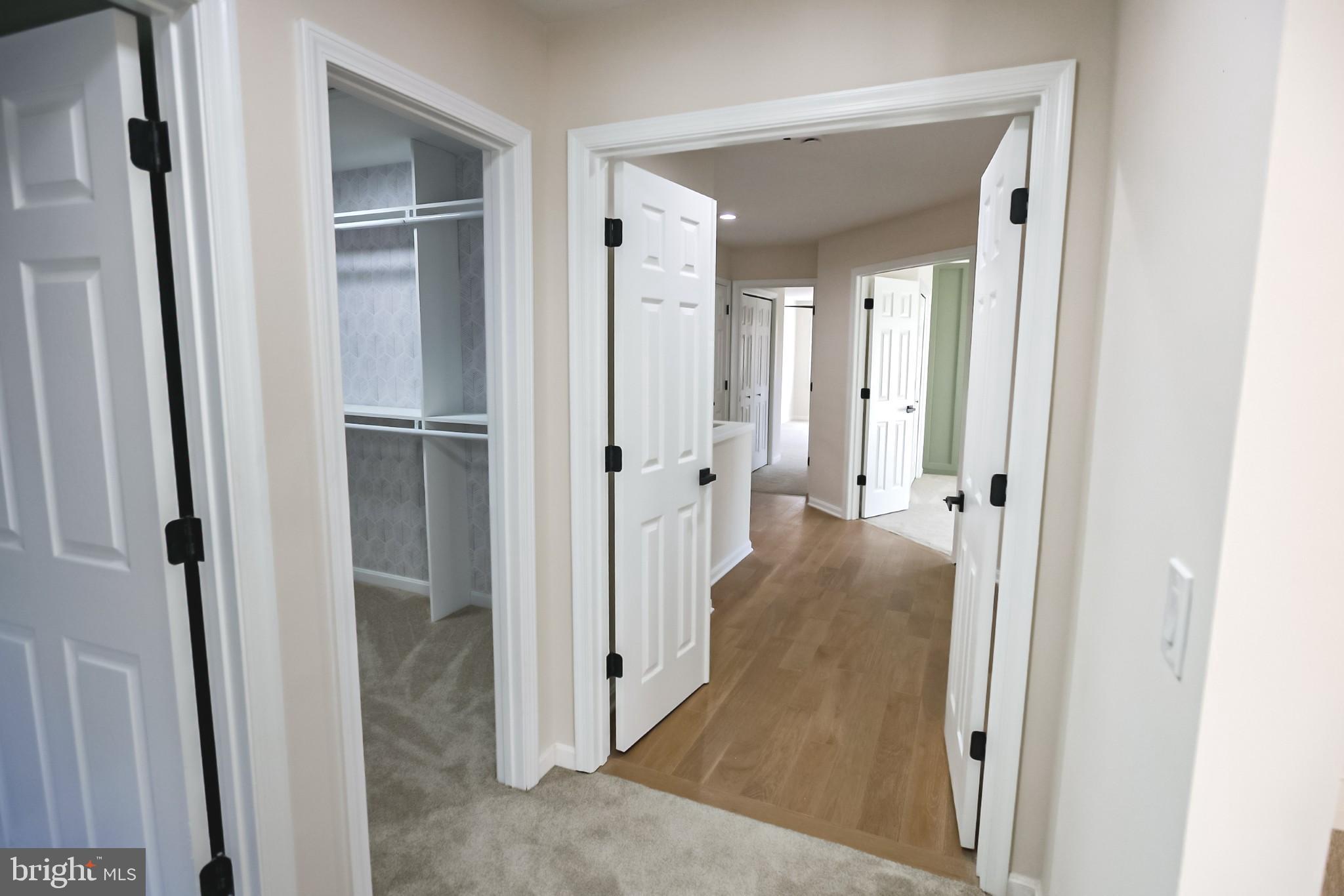 LOWES ISLAND/CASCADES - Residential