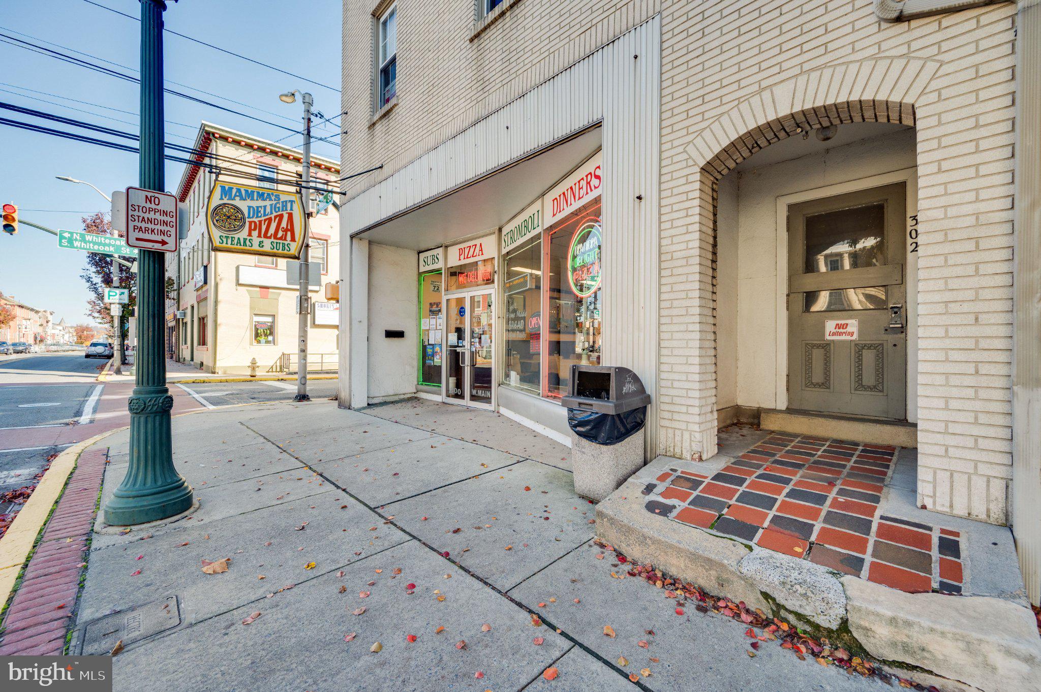 302-6 W MAIN STREET