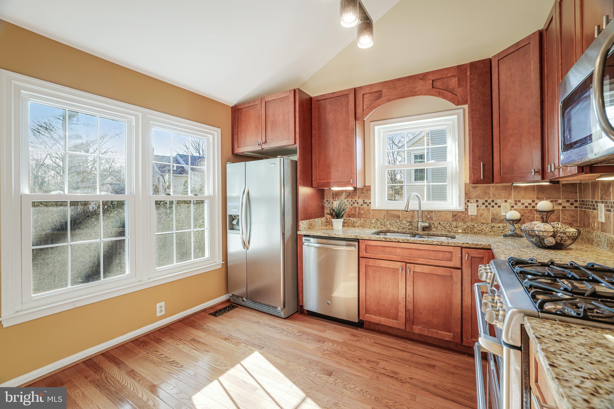 CHANTILLY HIGHLANDS - Residential