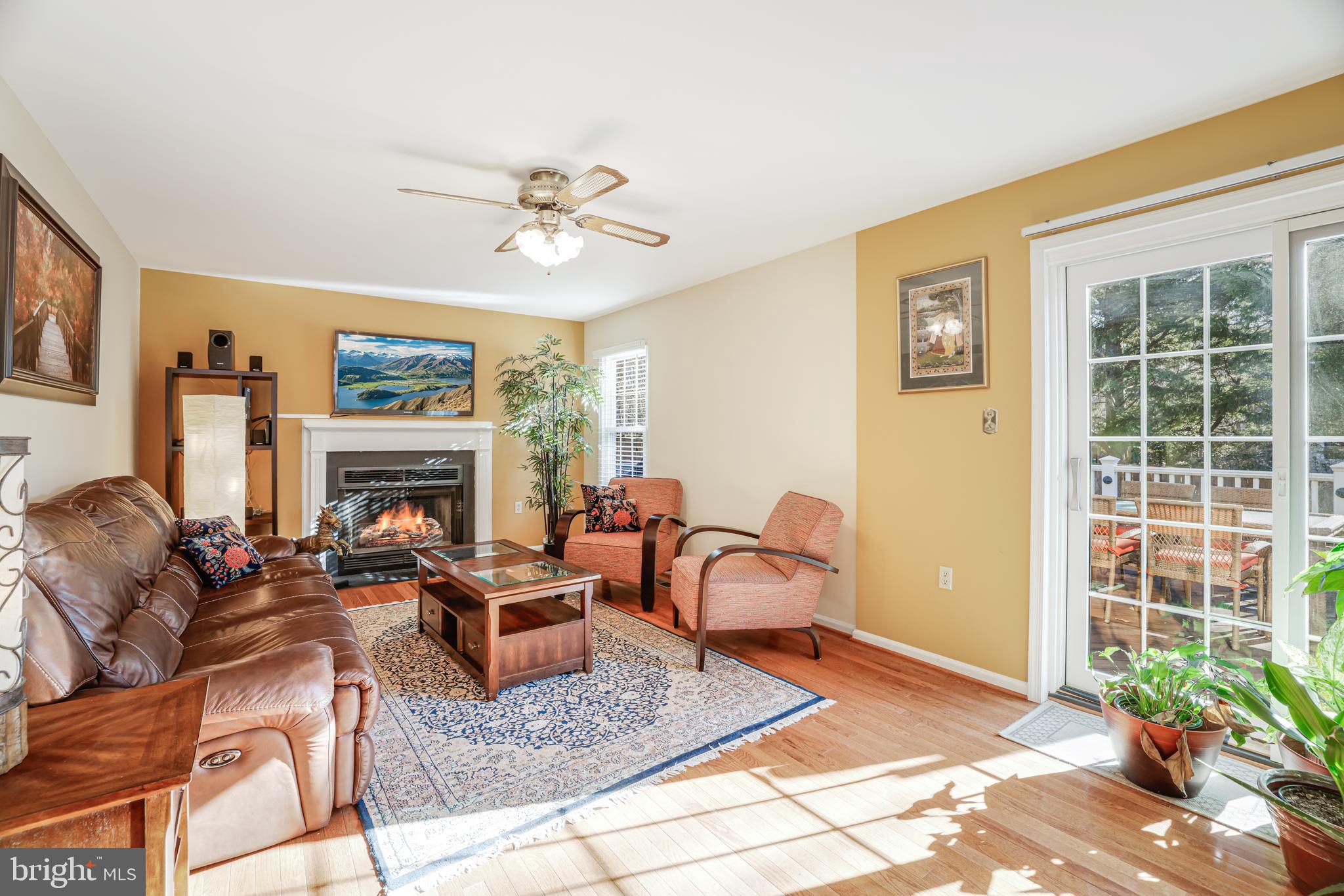 CHANTILLY HIGHLANDS - Residential