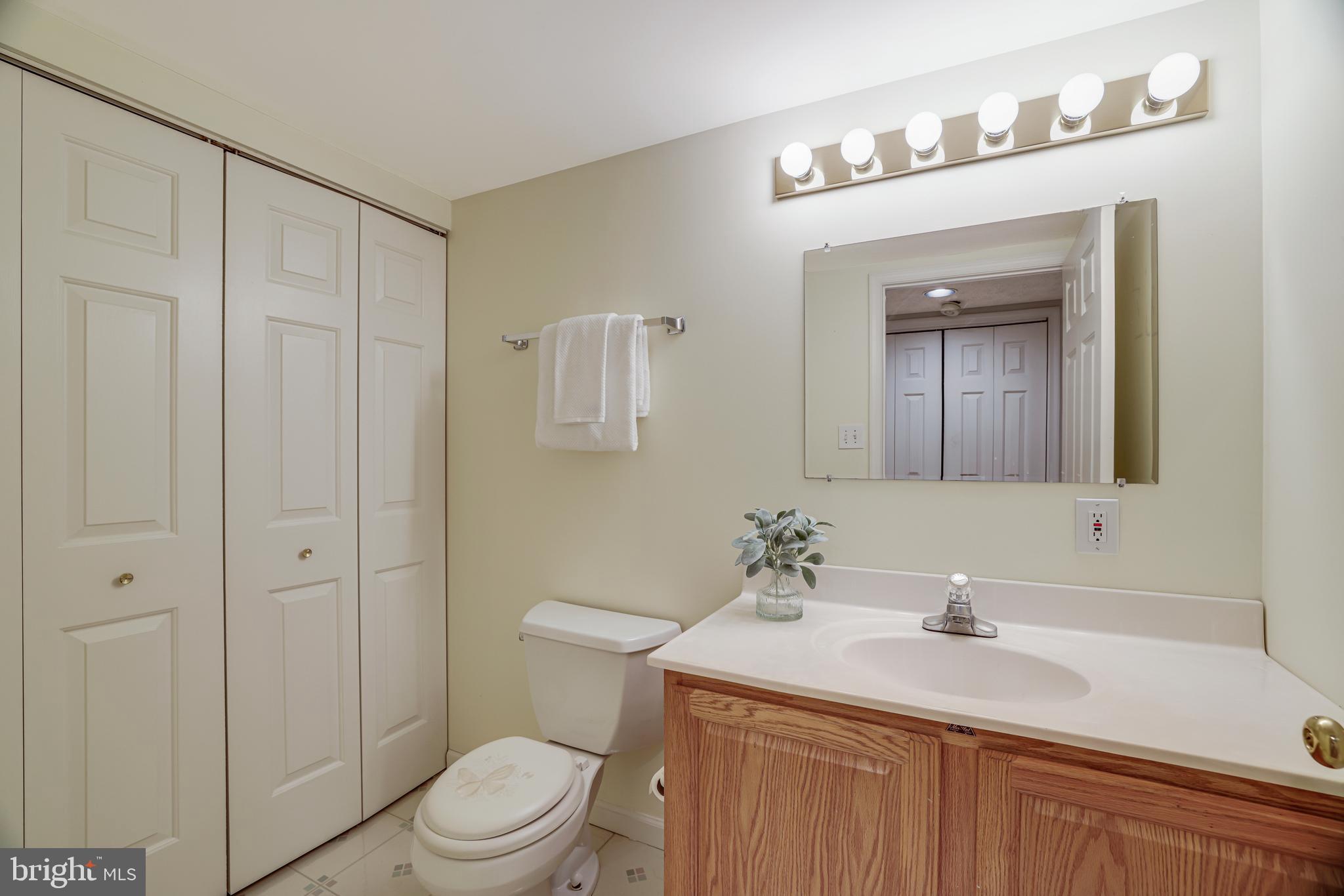 CHANTILLY HIGHLANDS - Residential