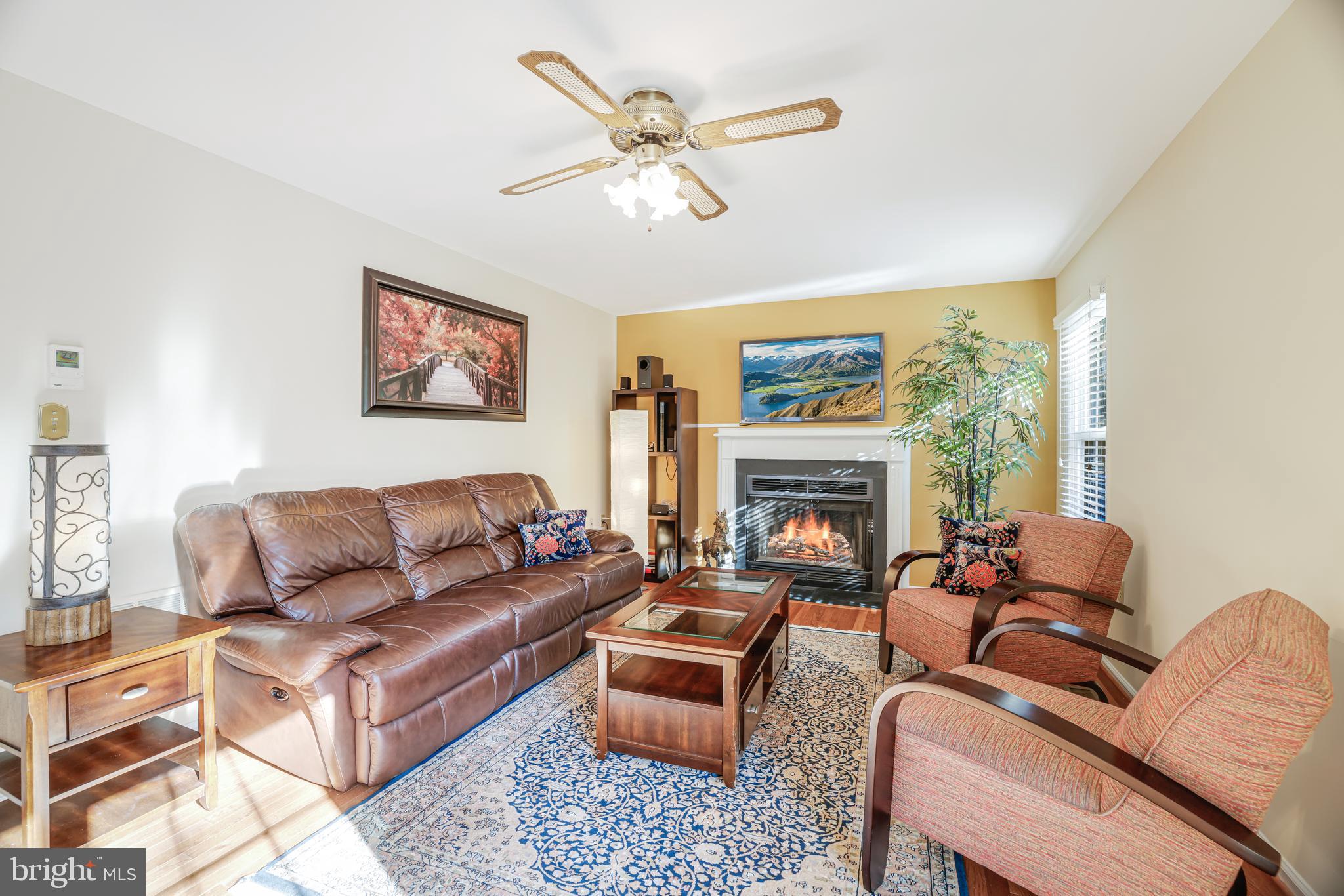 CHANTILLY HIGHLANDS - Residential