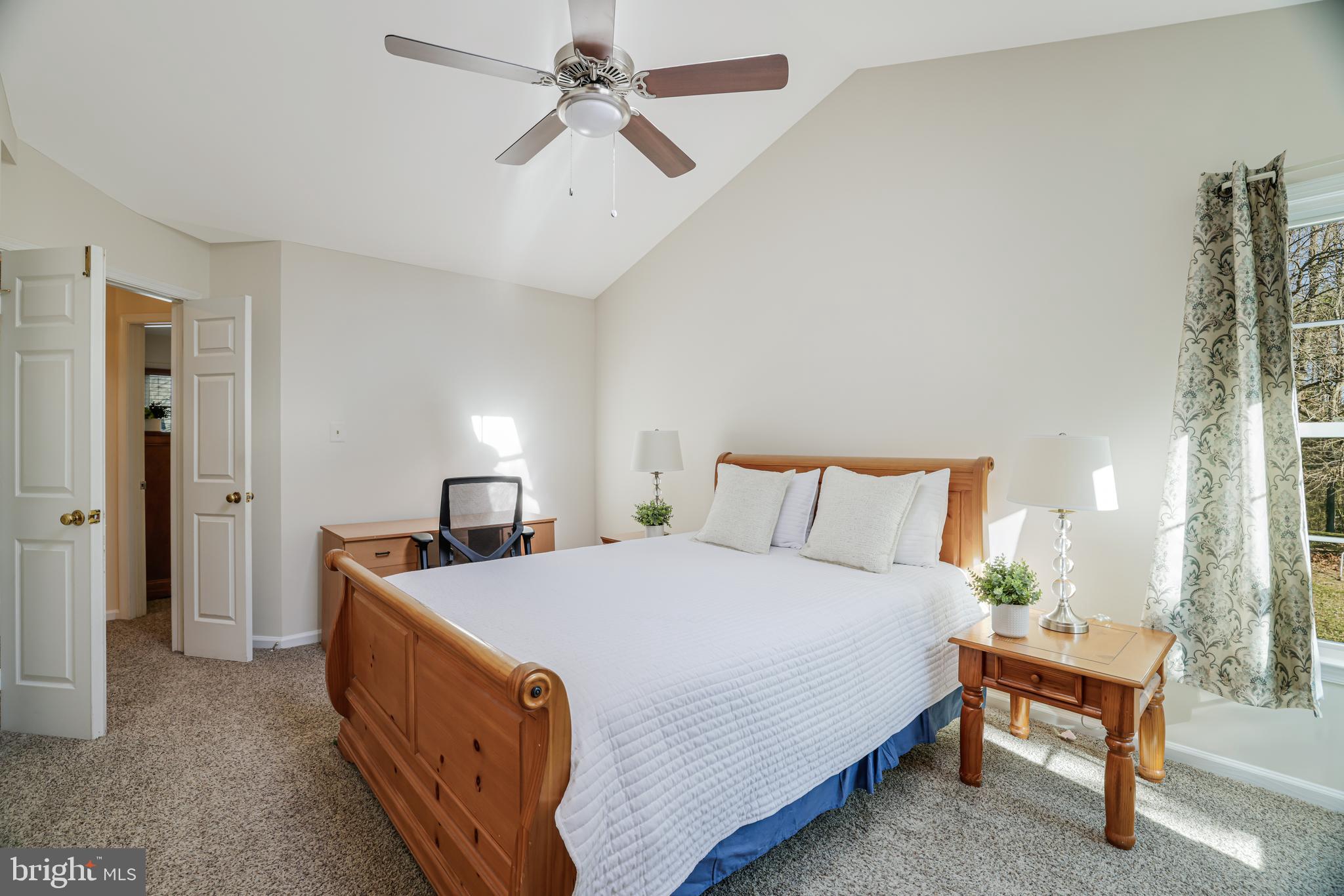 CHANTILLY HIGHLANDS - Residential