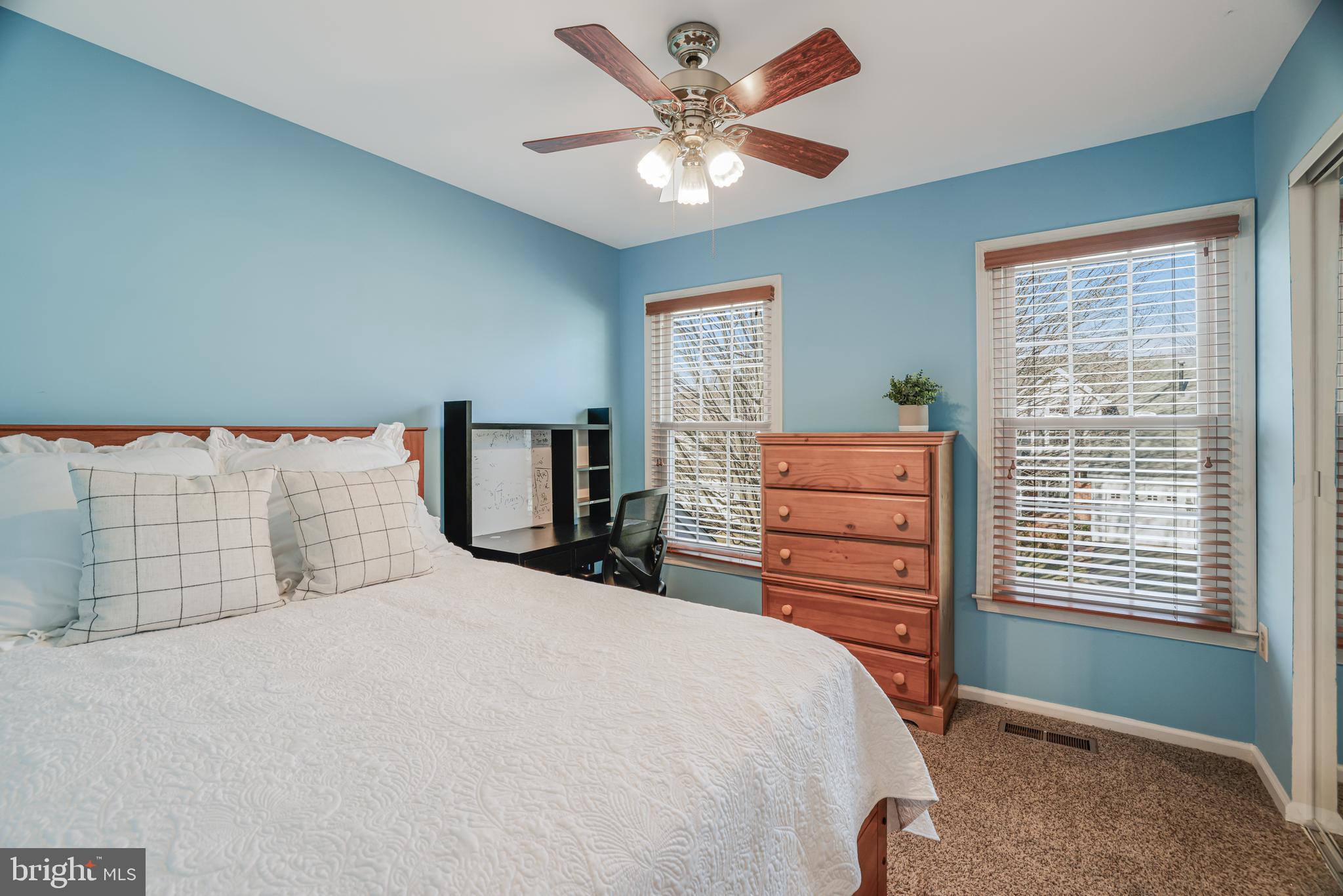 CHANTILLY HIGHLANDS - Residential