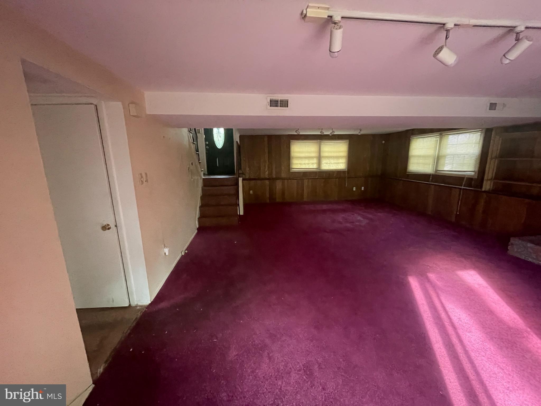 RUNNING BROOK - Residential