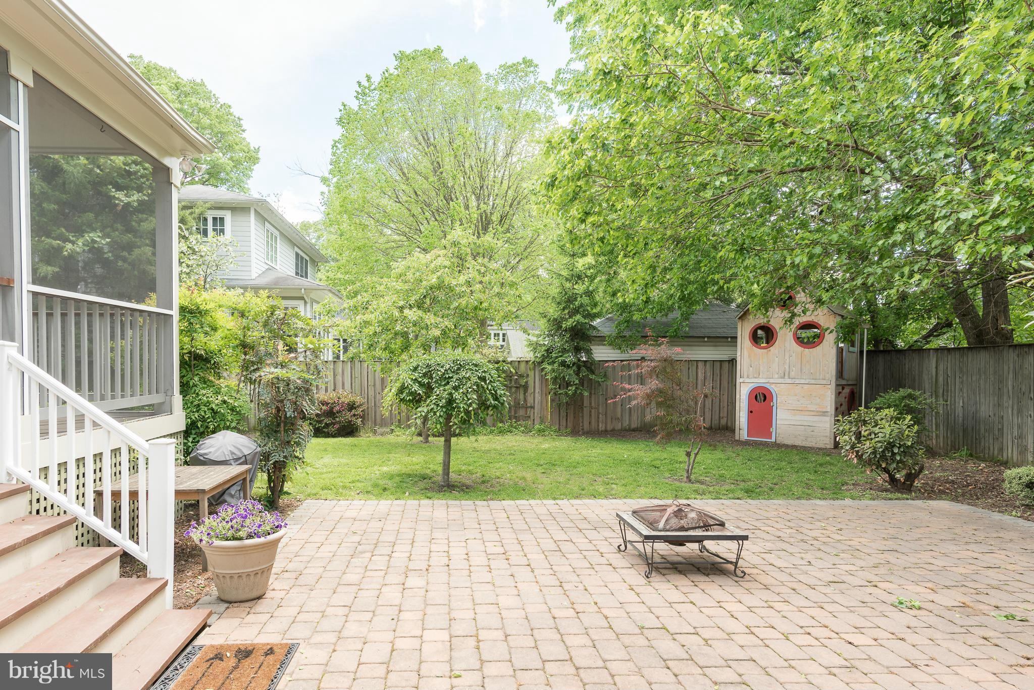 LYON PARK - Residential