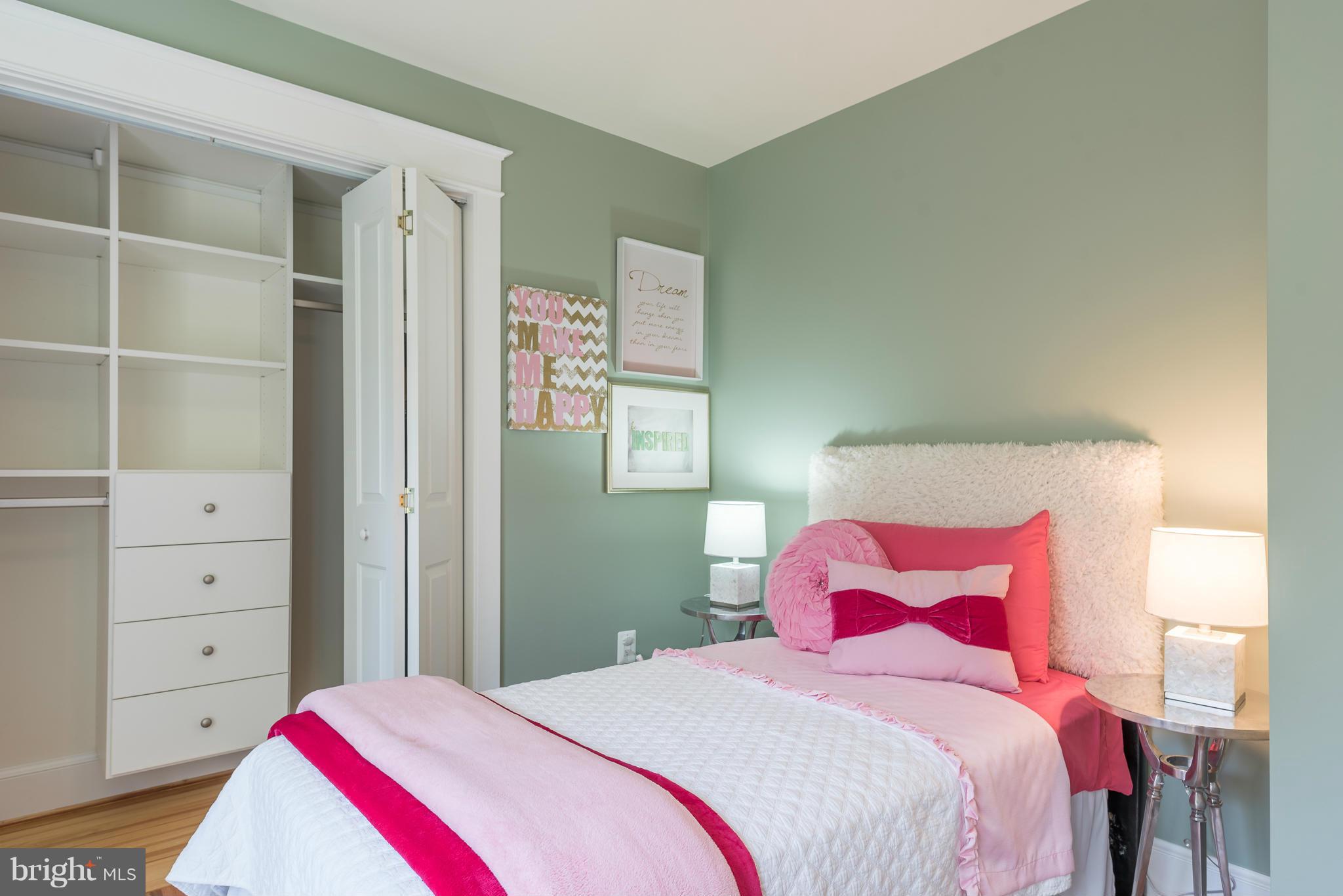 LYON PARK - Residential