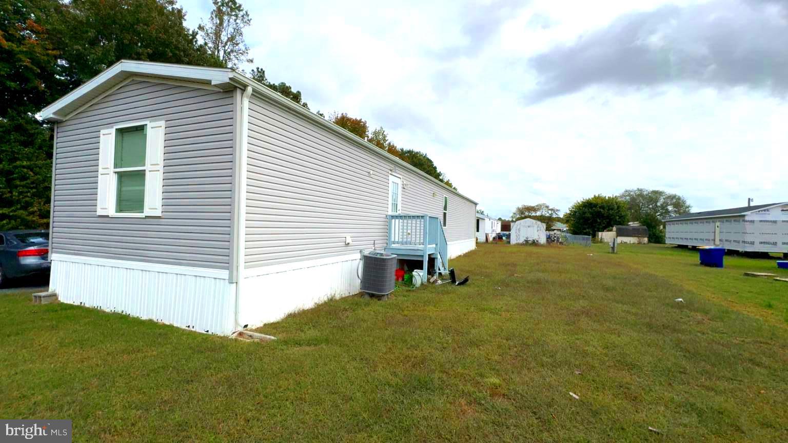 LAUREL VILLAGE - Residential