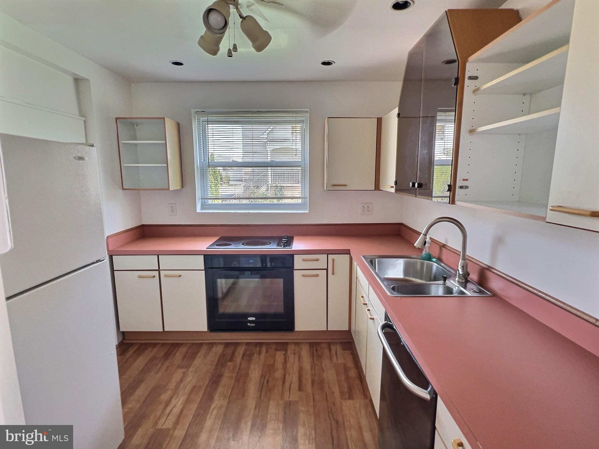MILLERS ISLAND - Residential