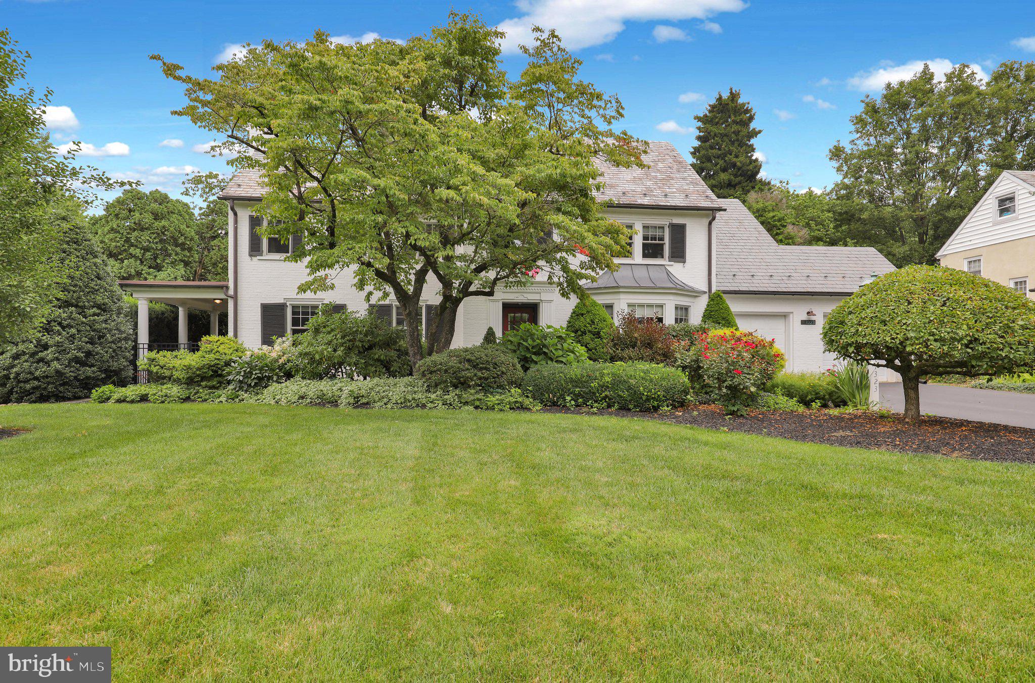 1323 QUARRY LANE