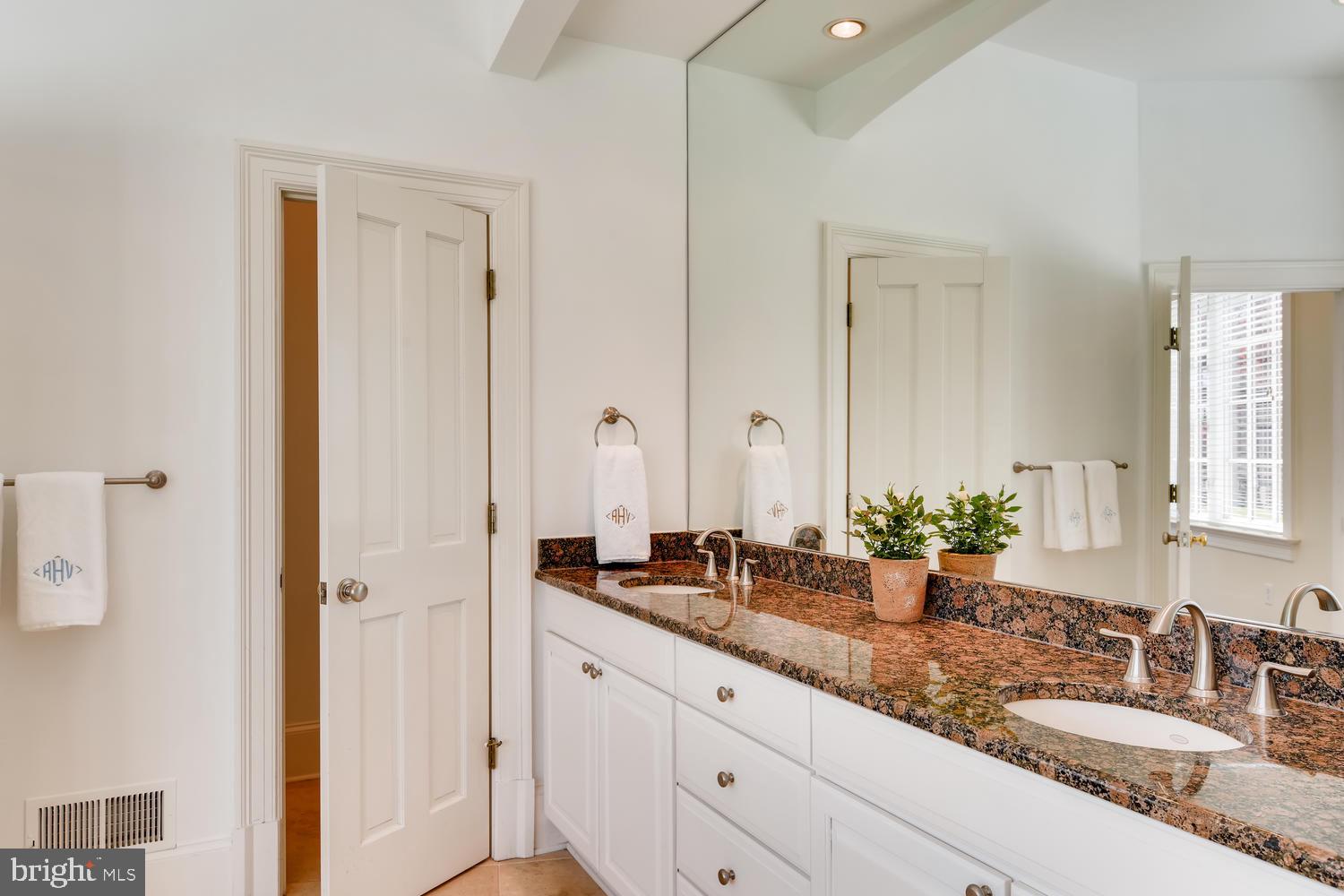 WORTHINGTON VALLEY - Residential