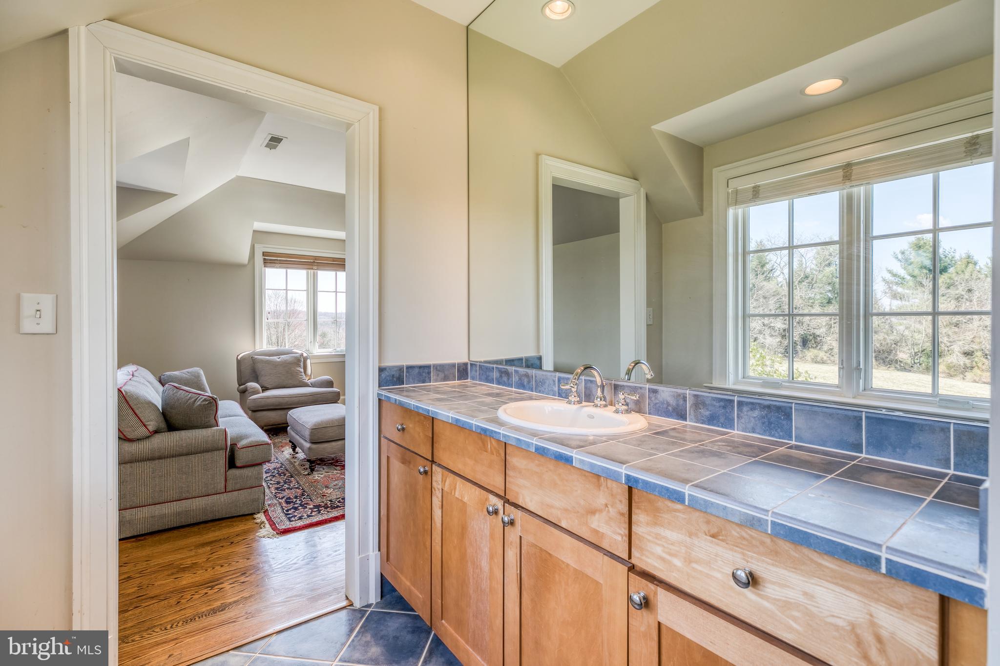 WORTHINGTON VALLEY - Residential