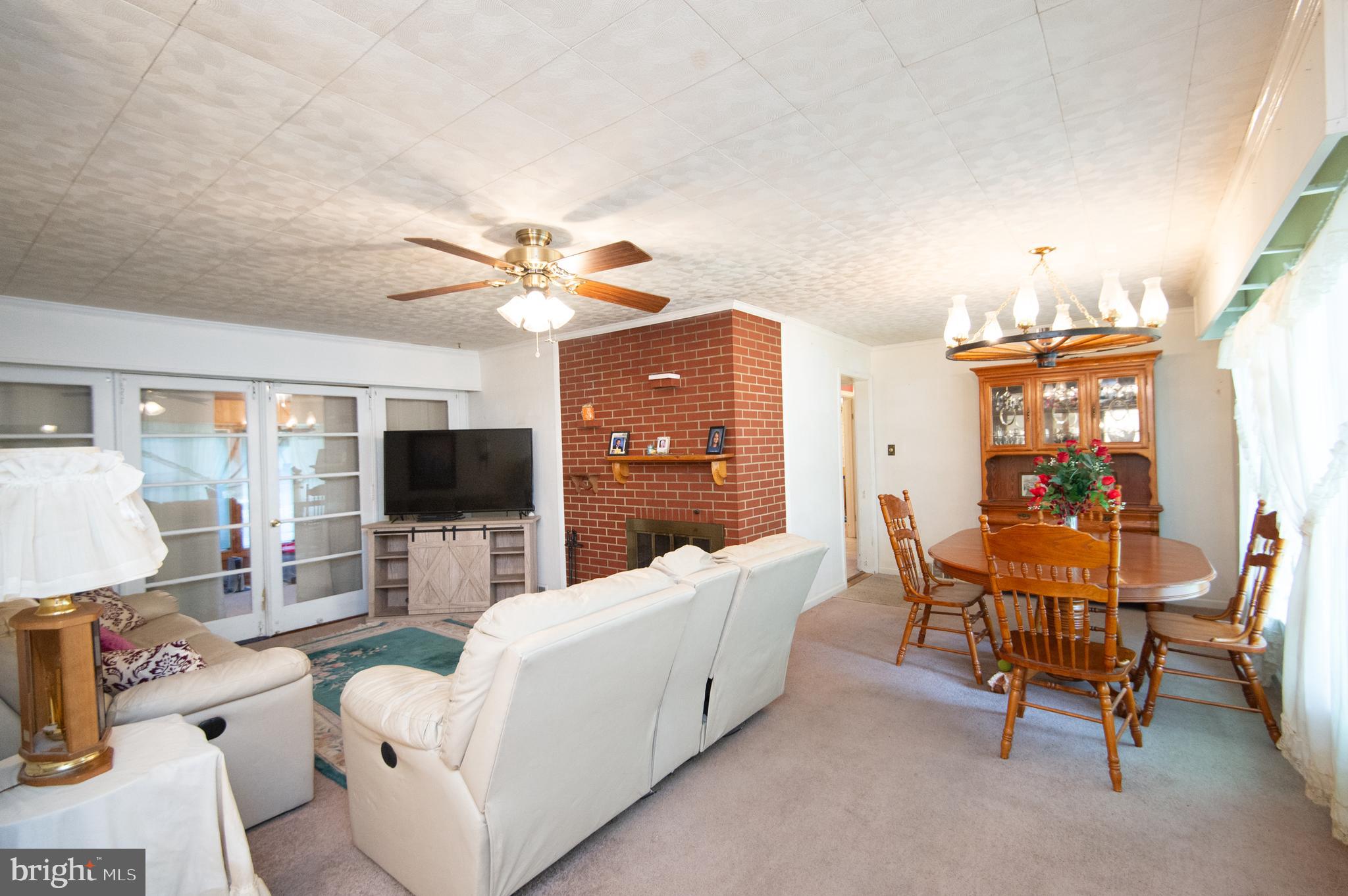 112 ROSEBERRY AVENUE