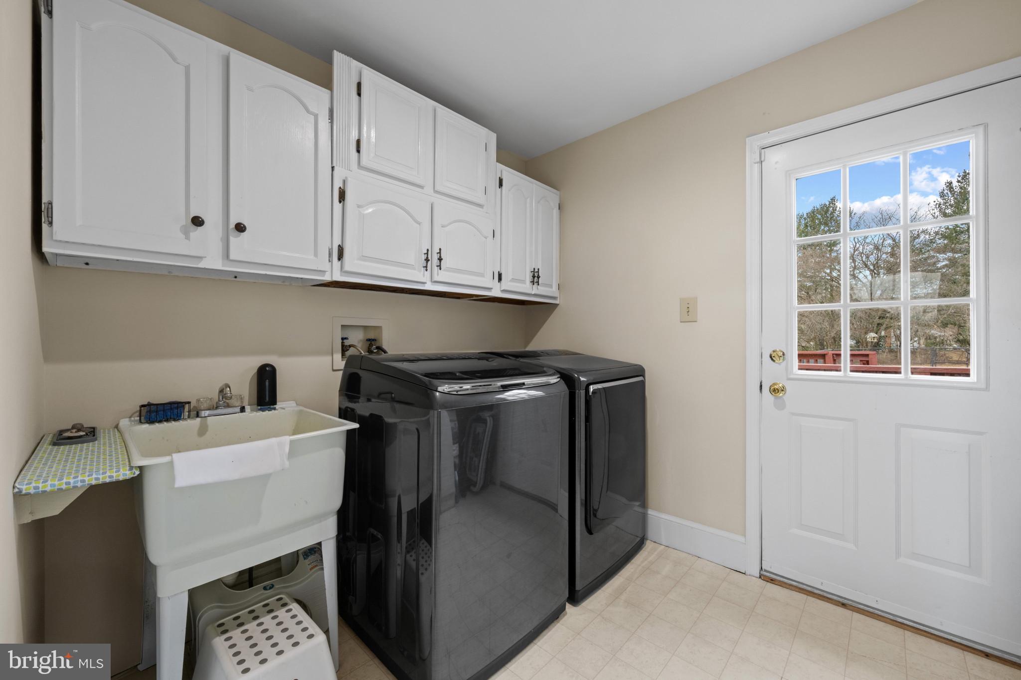 FLINTRIDGE - Residential