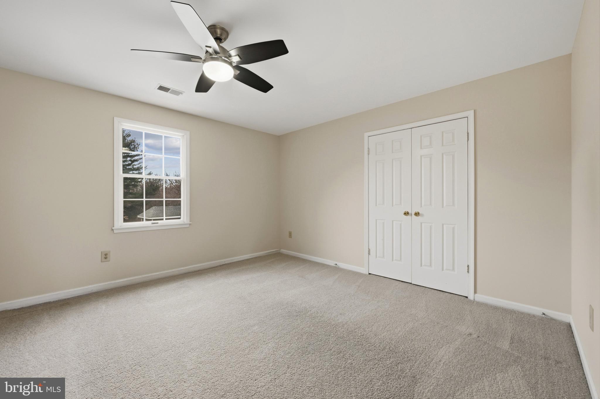 FLINTRIDGE - Residential