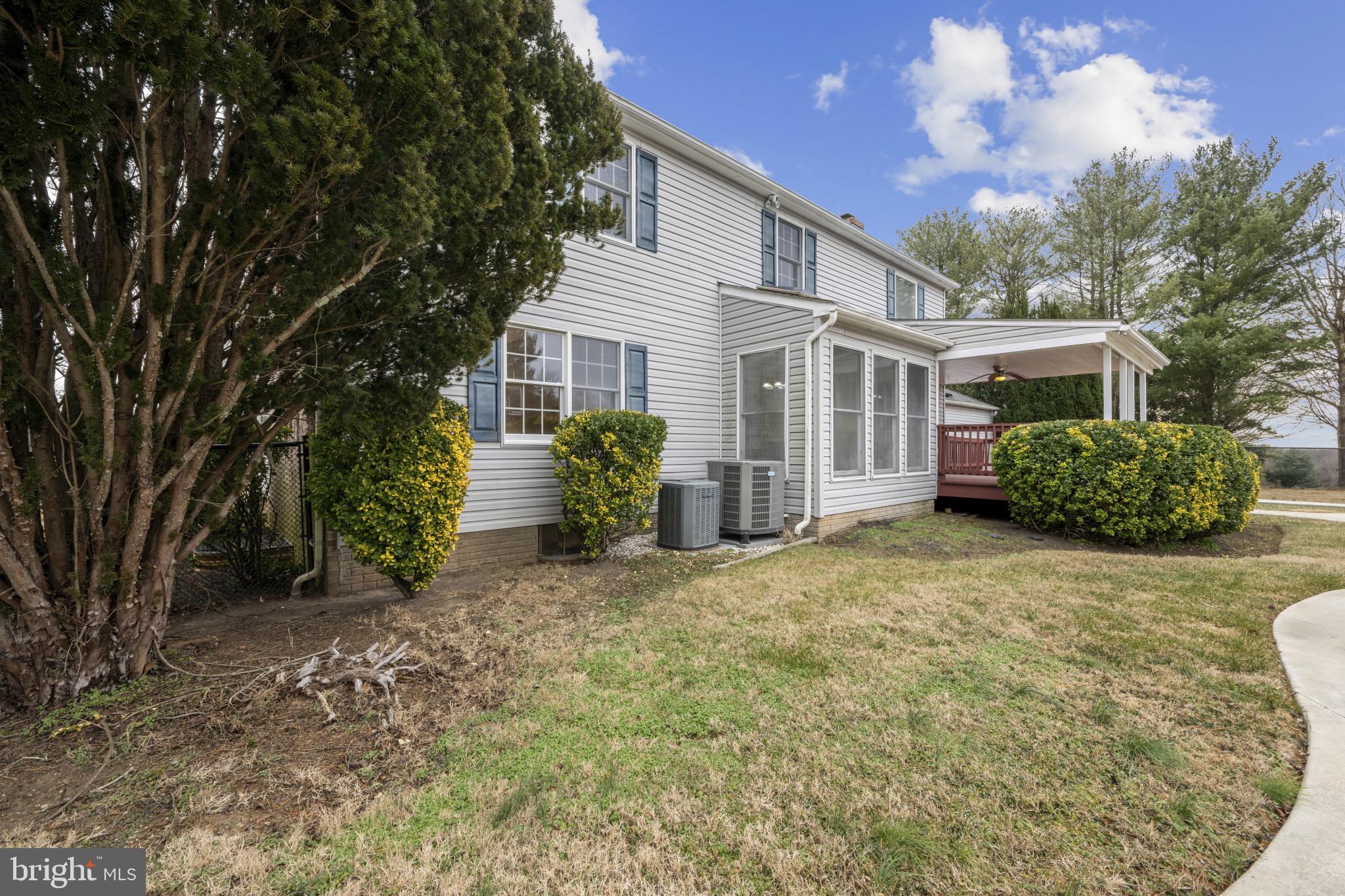 FLINTRIDGE - Residential