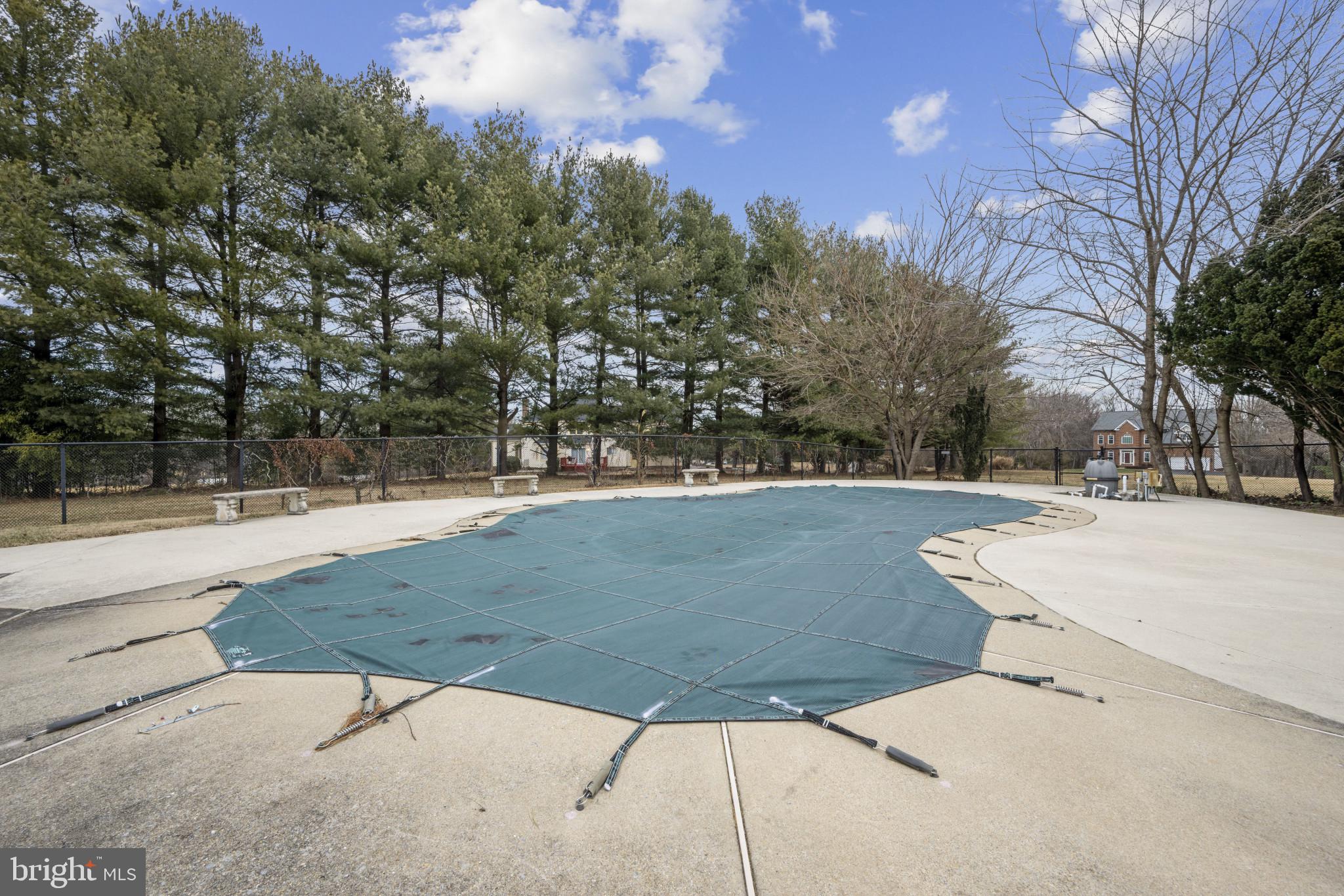 FLINTRIDGE - Residential