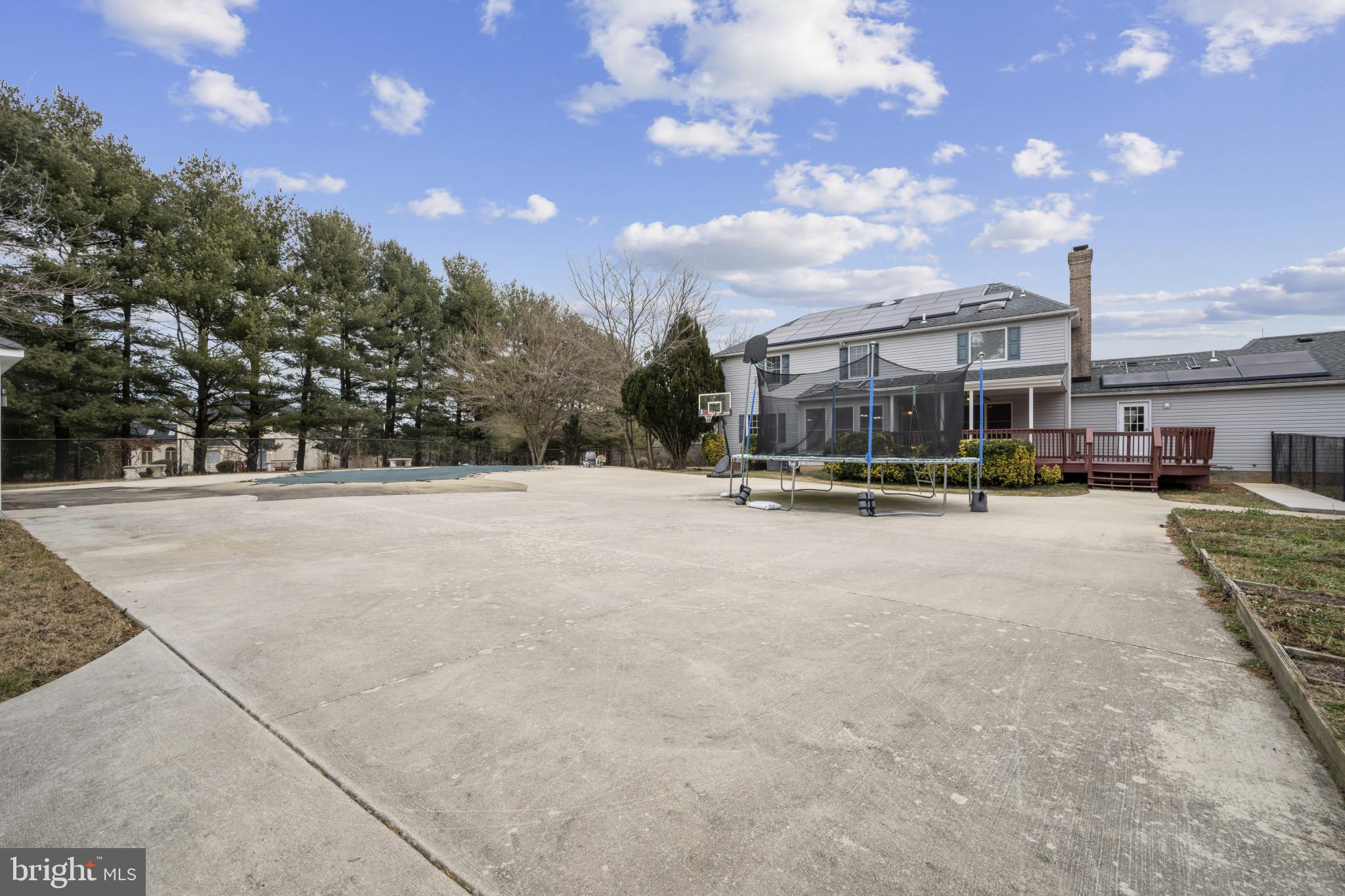 FLINTRIDGE - Residential