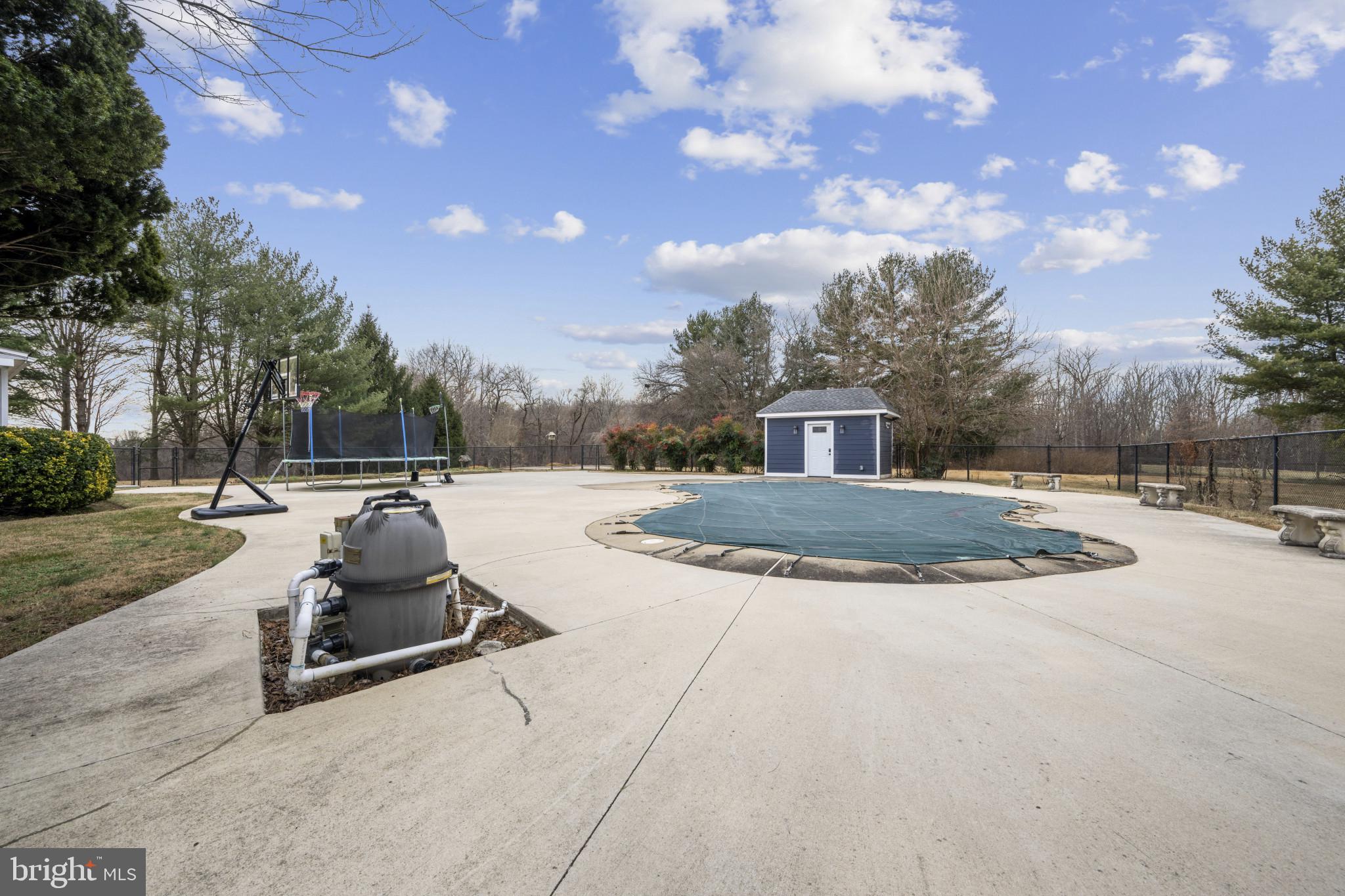 FLINTRIDGE - Residential