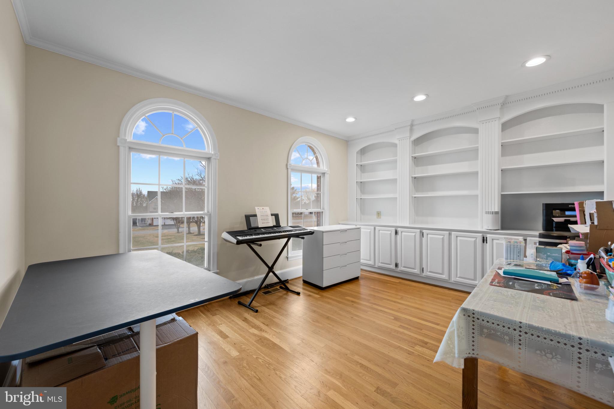 FLINTRIDGE - Residential