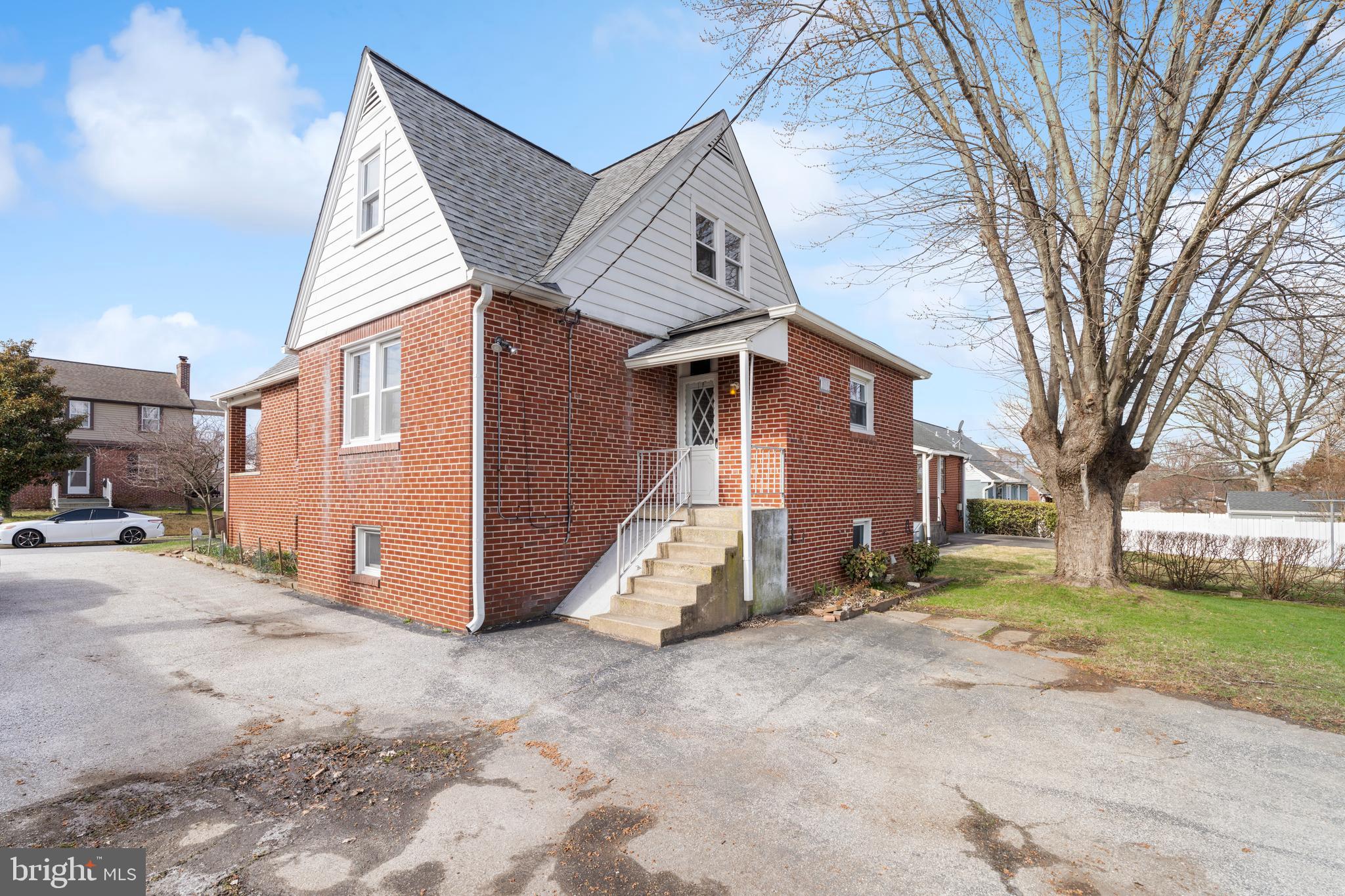 PARKVILLE - Residential