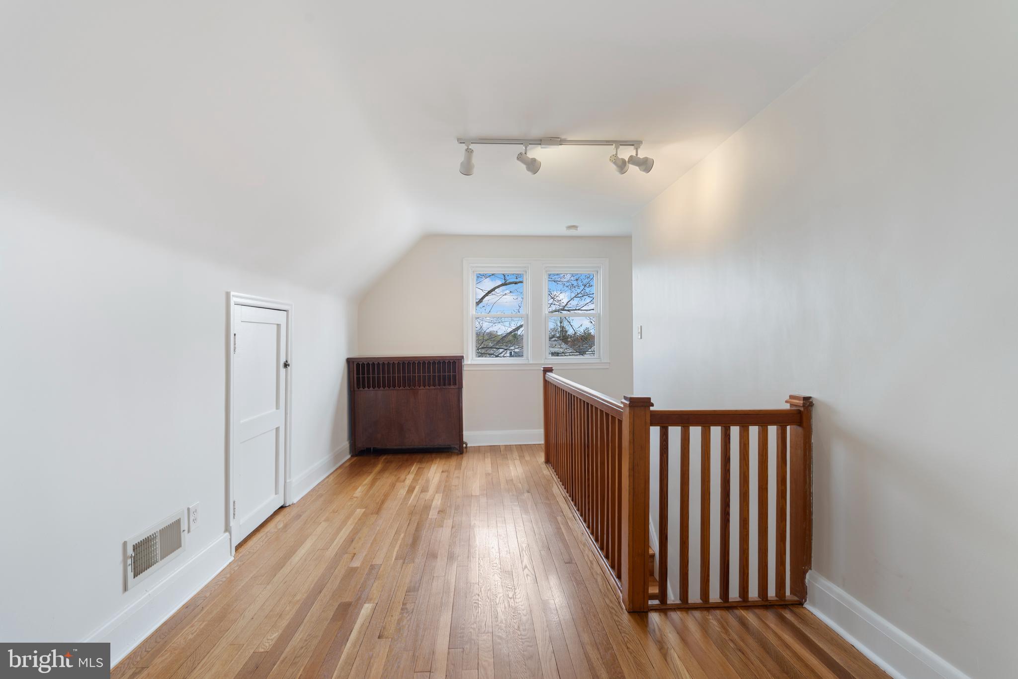 PARKVILLE - Residential