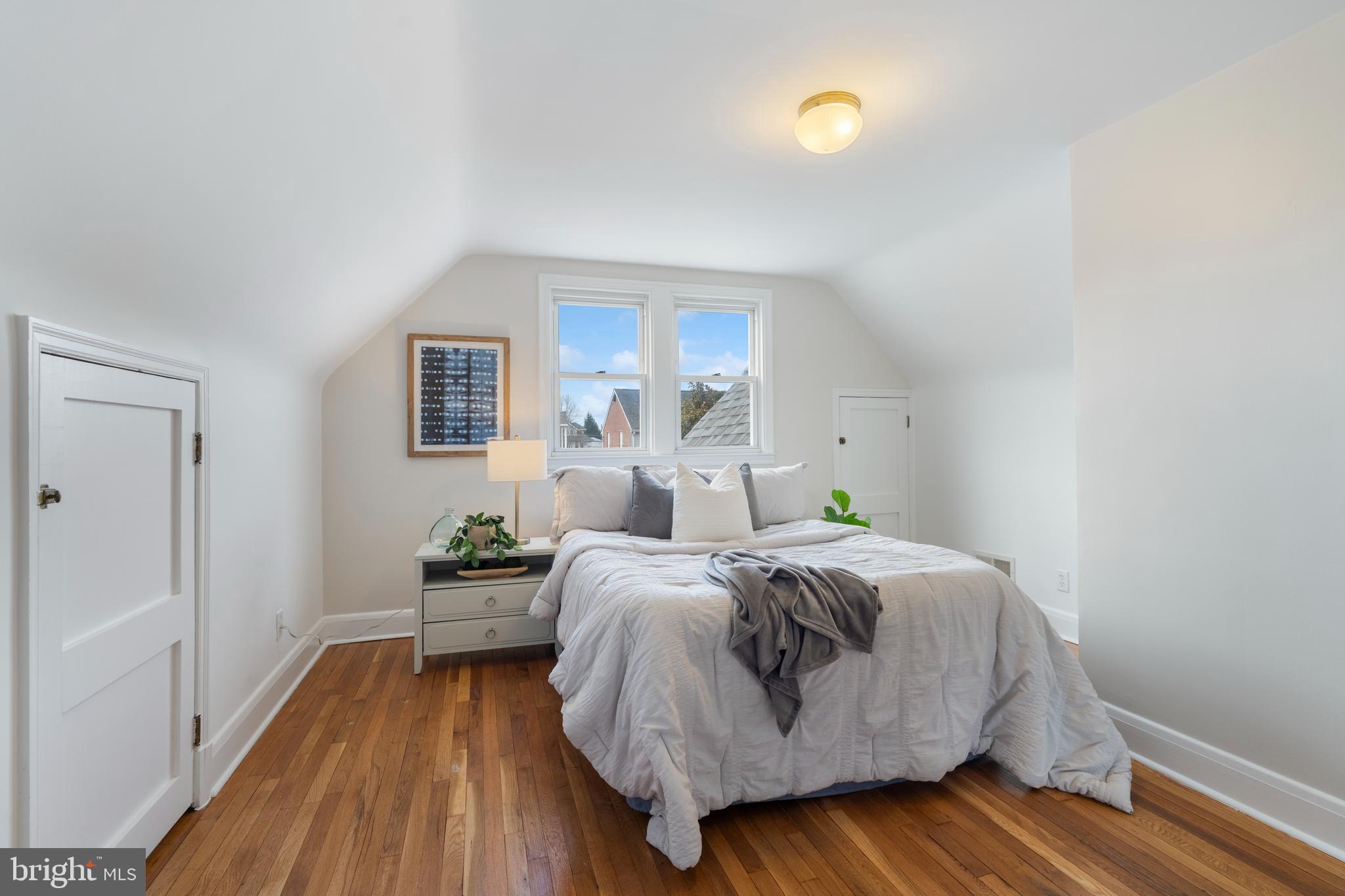 PARKVILLE - Residential