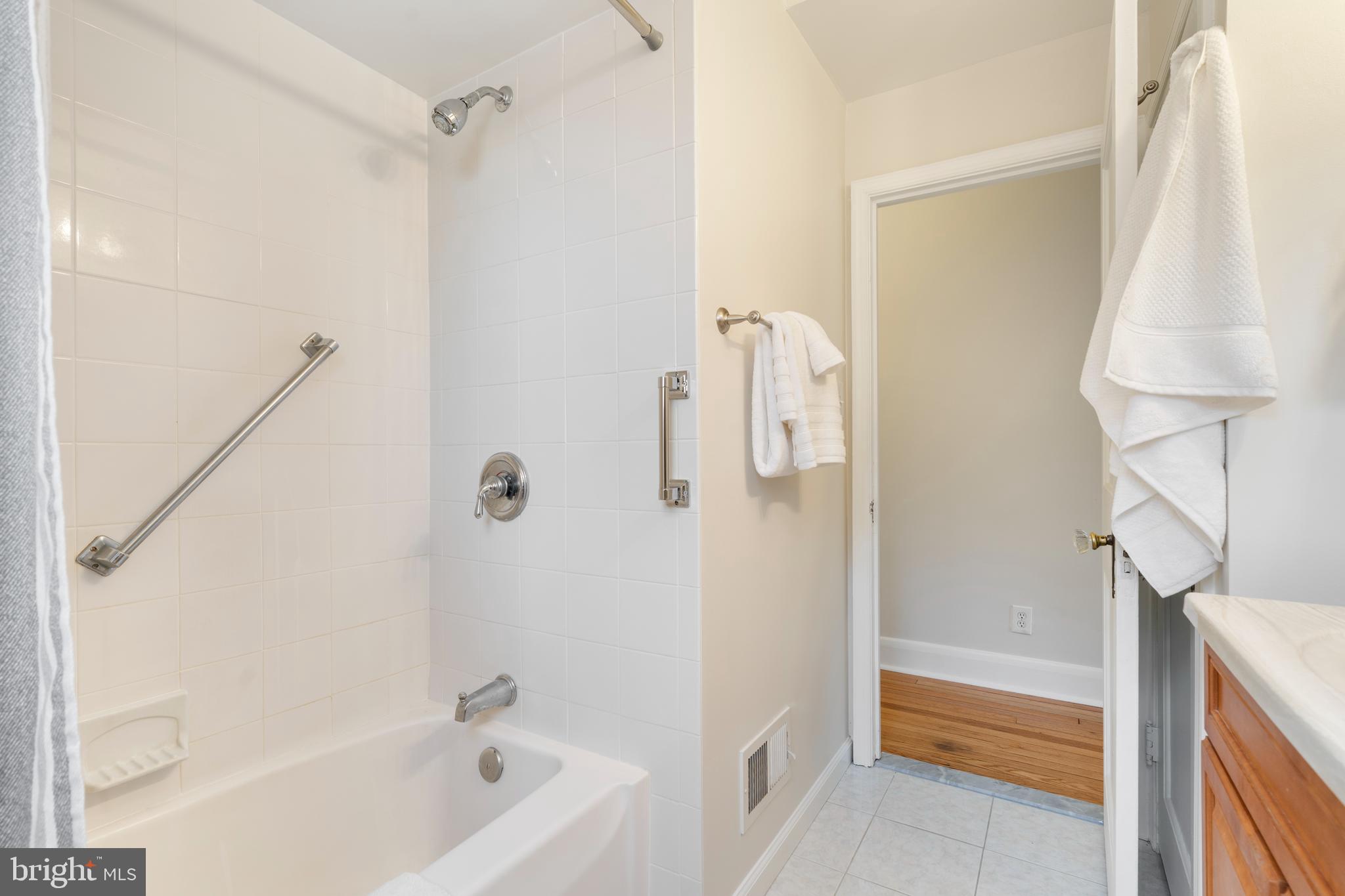 PARKVILLE - Residential