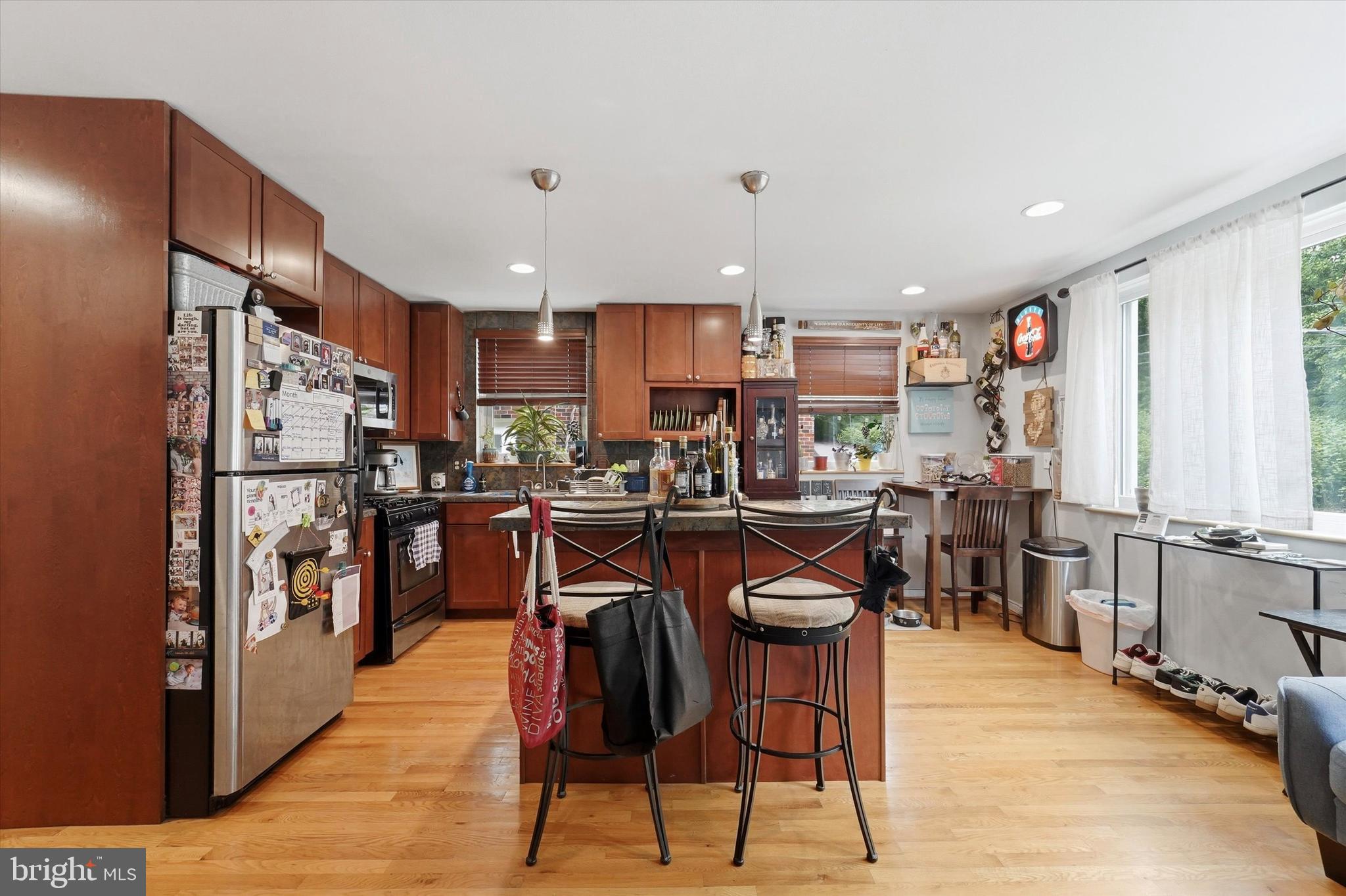 ROXBOROUGH - Residential Income