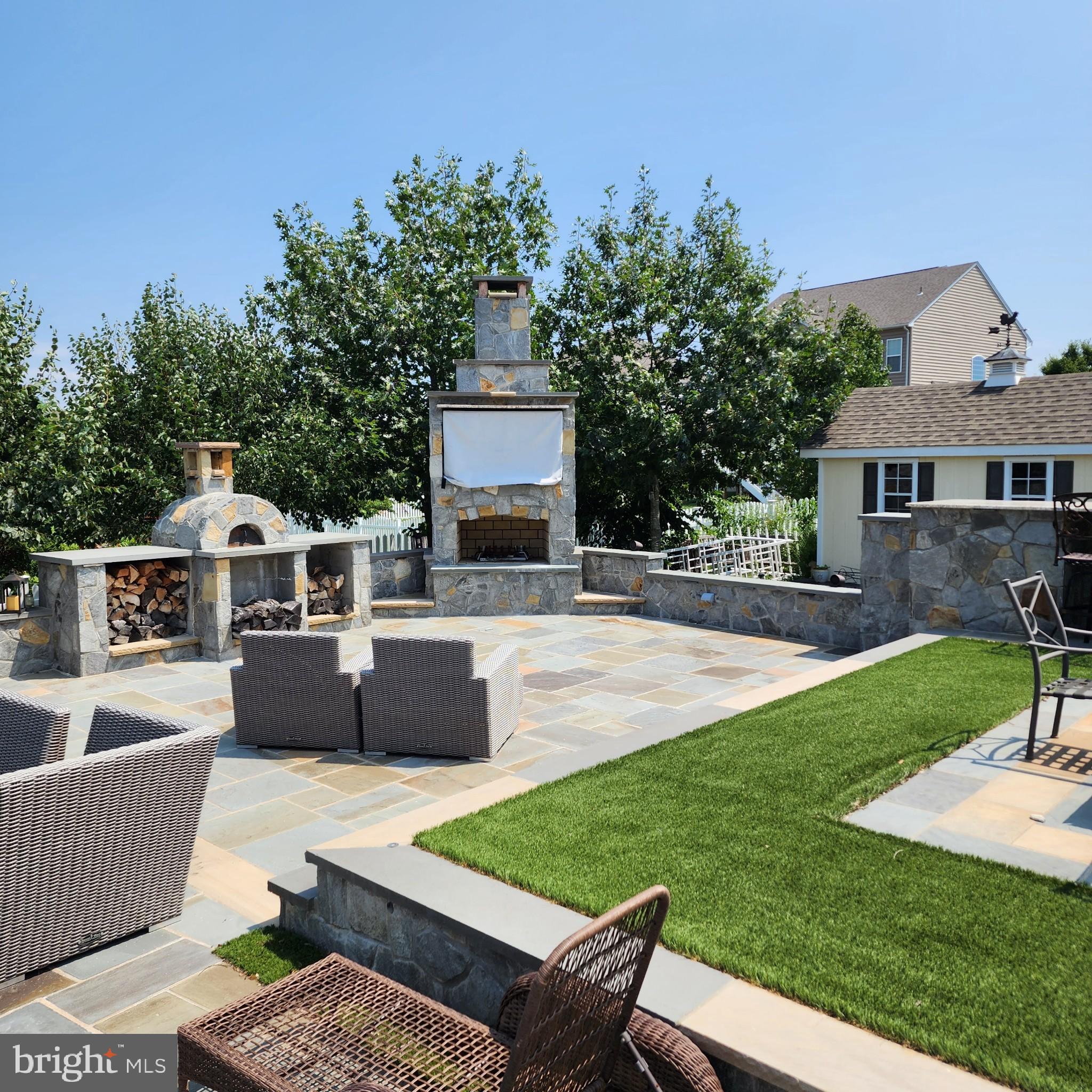 ELYSIAN HEIGHTS - Residential