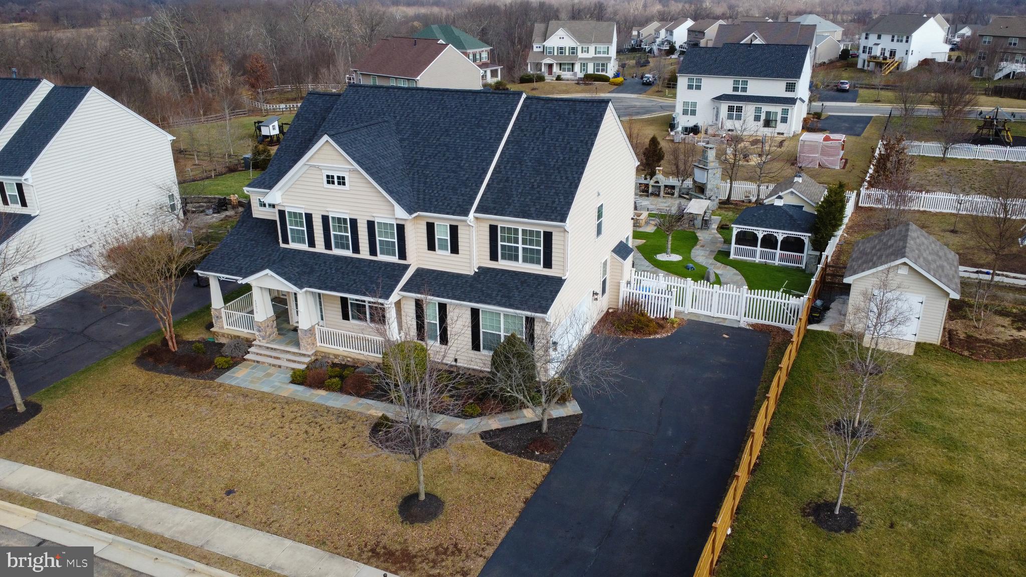 ELYSIAN HEIGHTS - Residential