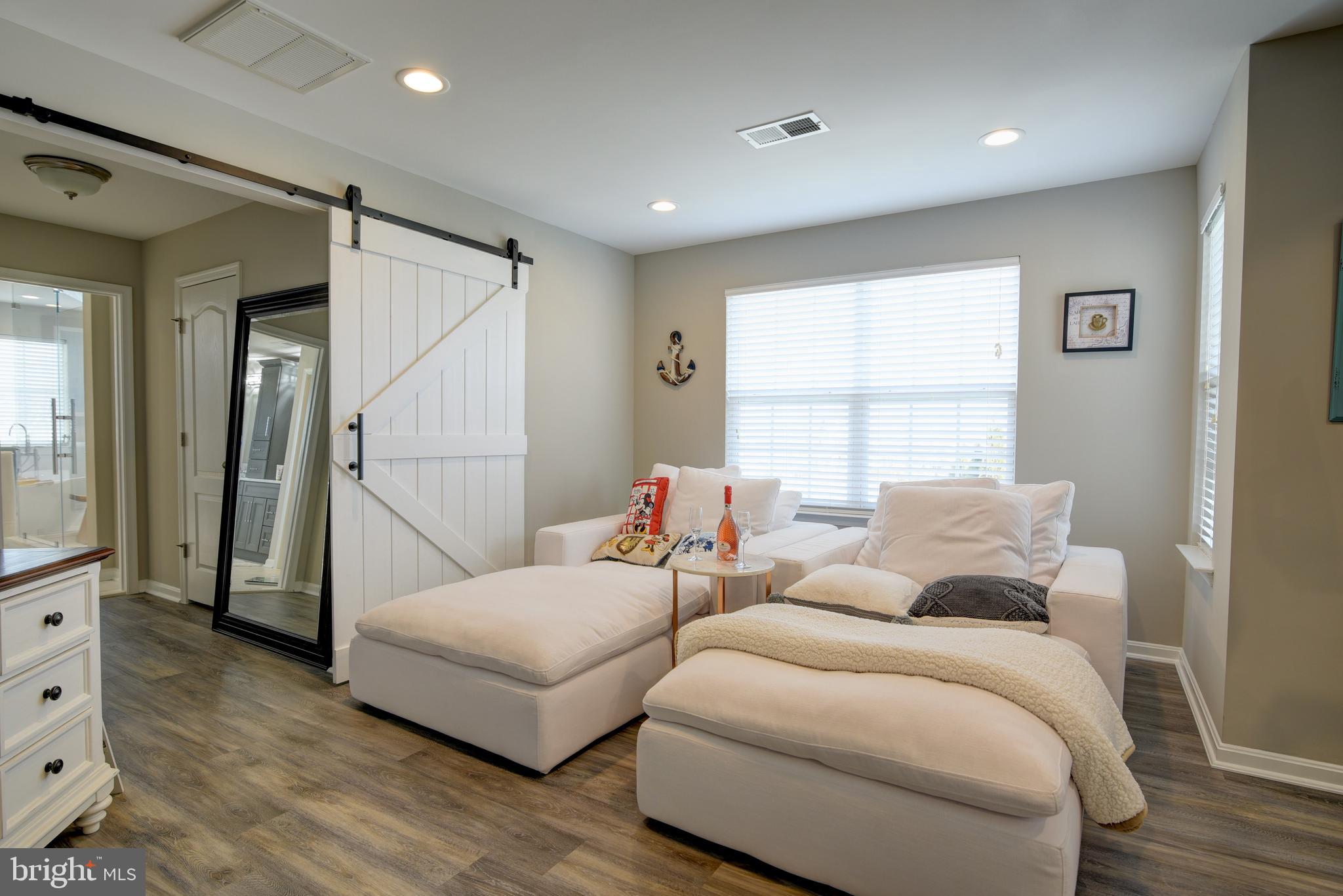 ELYSIAN HEIGHTS - Residential